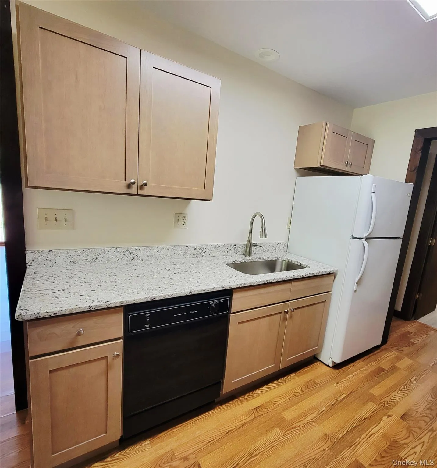 94 Plains Road, Montgomery, NY, 2 Bedrooms Bedrooms, 5 Rooms Rooms,1 BathroomBathrooms,Residential Lease,For Rent,Plains,0,1021573 94 Plains Road, Montgomery, NY, 2 Bedrooms Bedrooms, 5 Rooms Rooms,1 BathroomBathrooms,Residential Lease,For Rent,Plains,0,1021573