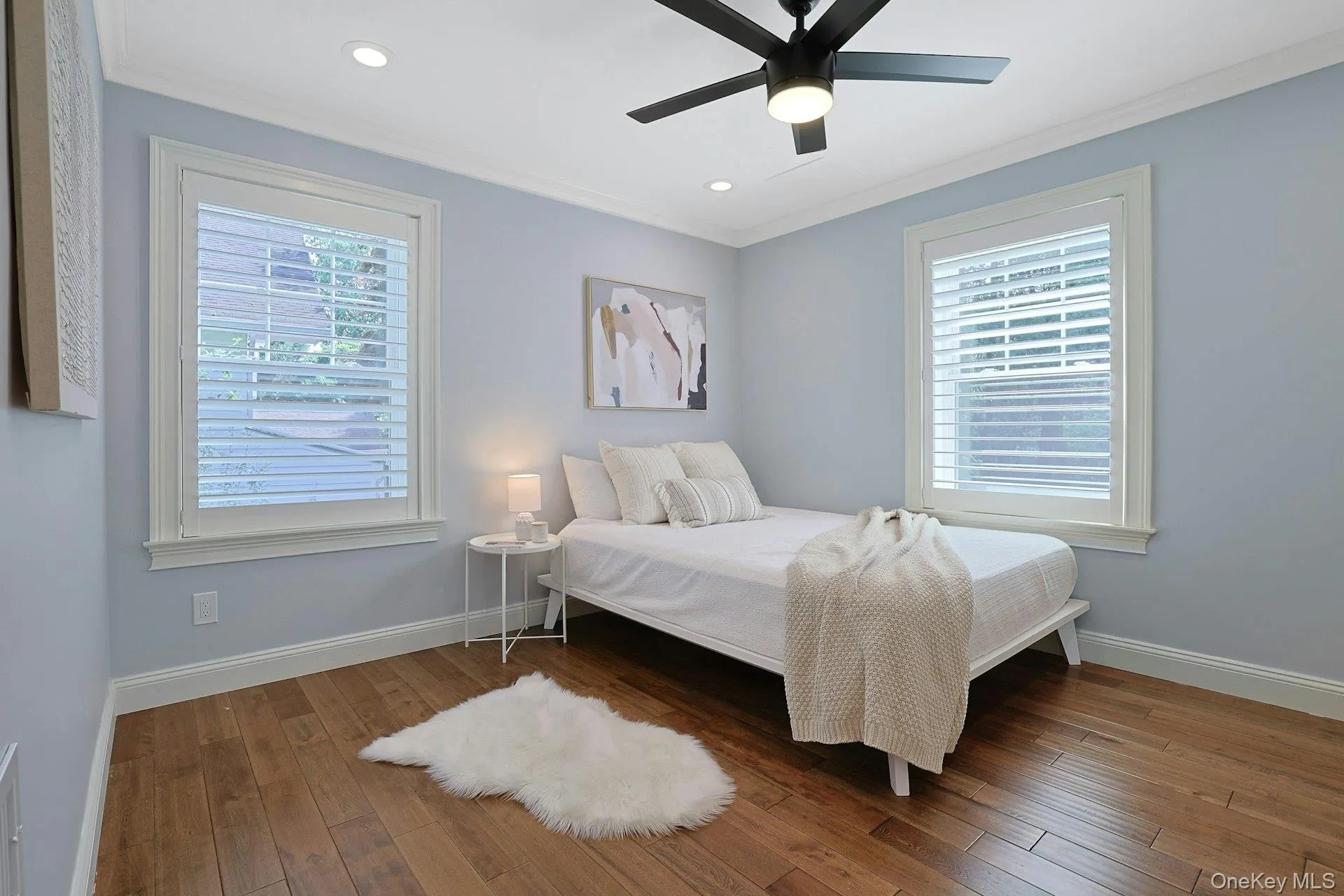Bright first-floor bedroom, ideal as a guest room, home office, or flexible living space. Bright first-floor bedroom, ideal as a guest room, home office, or flexible living space.