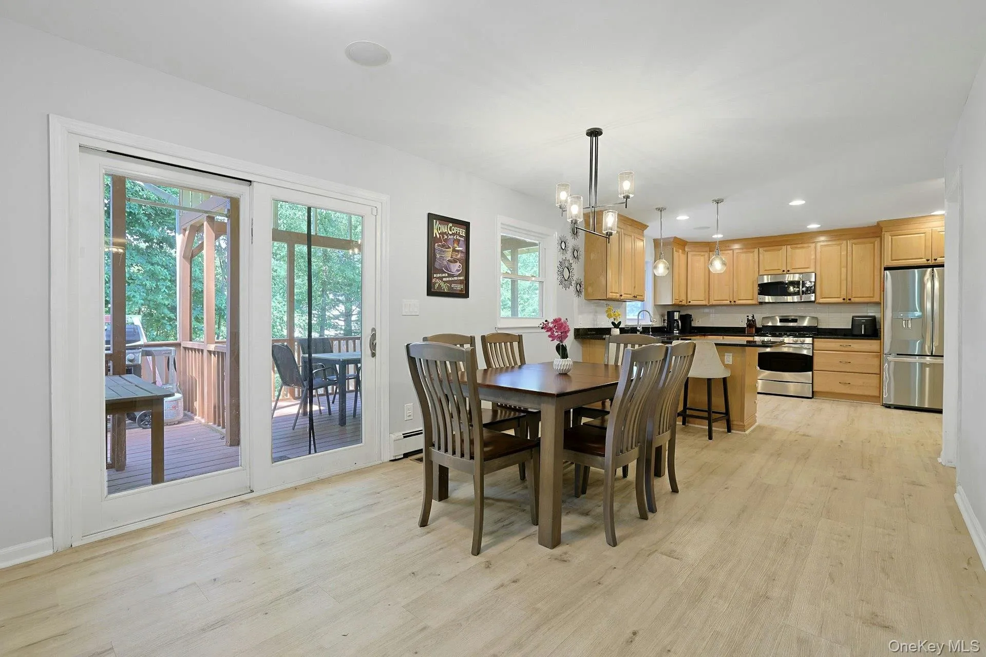 10 Pepperill Court, Clarkstown, NY, 4 Bedrooms Bedrooms, 9 Rooms Rooms,2 BathroomsBathrooms,Residential,For Rent,Pepperill,0,1021575 10 Pepperill Court, Clarkstown, NY, 4 Bedrooms Bedrooms, 9 Rooms Rooms,2 BathroomsBathrooms,Residential,For Rent,Pepperill,0,1021575