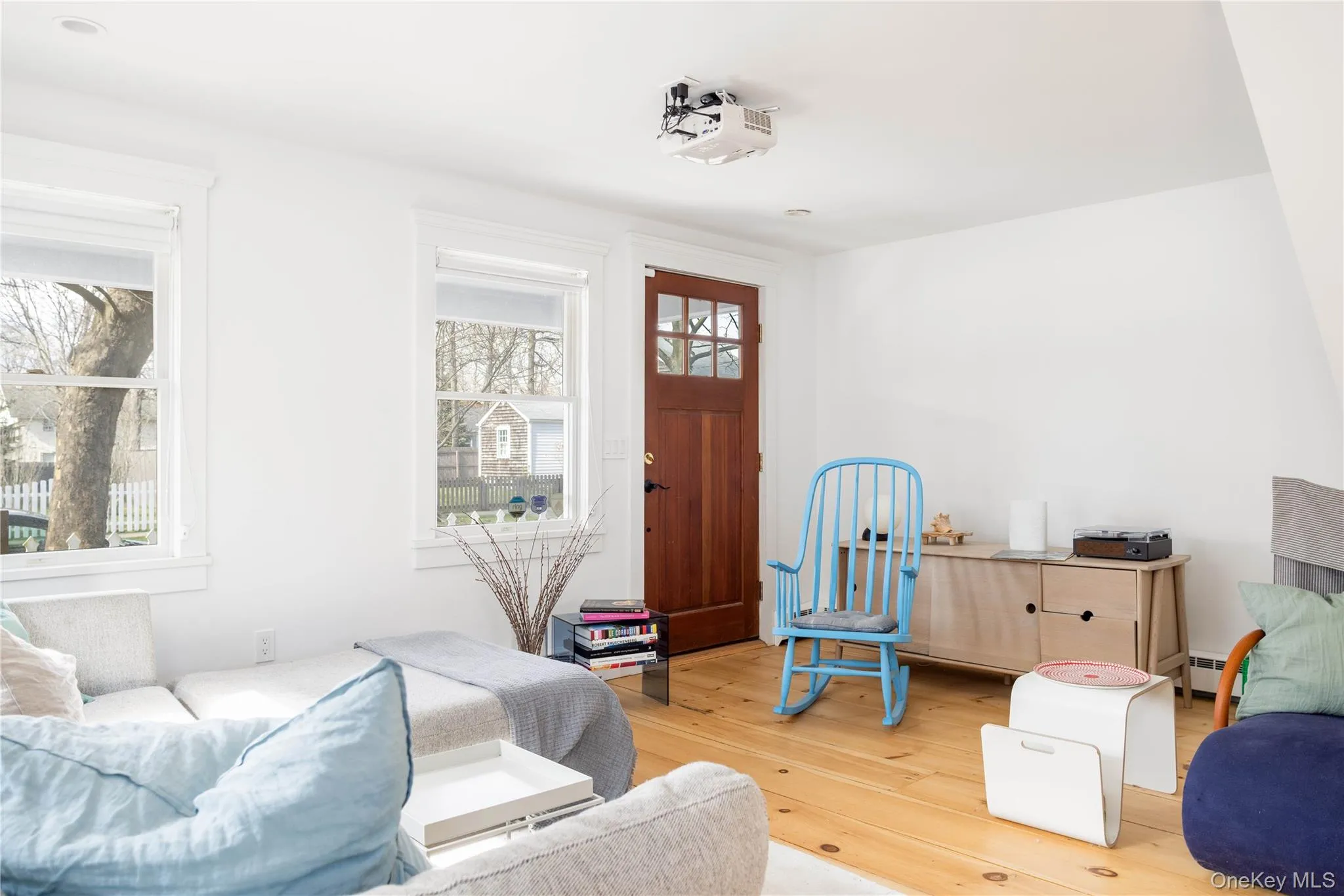 217 Center Street, Southold, NY, 3 Bedrooms Bedrooms, 6 Rooms Rooms,2 BathroomsBathrooms,Residential,For Rent,Center,0,1021578 217 Center Street, Southold, NY, 3 Bedrooms Bedrooms, 6 Rooms Rooms,2 BathroomsBathrooms,Residential,For Rent,Center,0,1021578