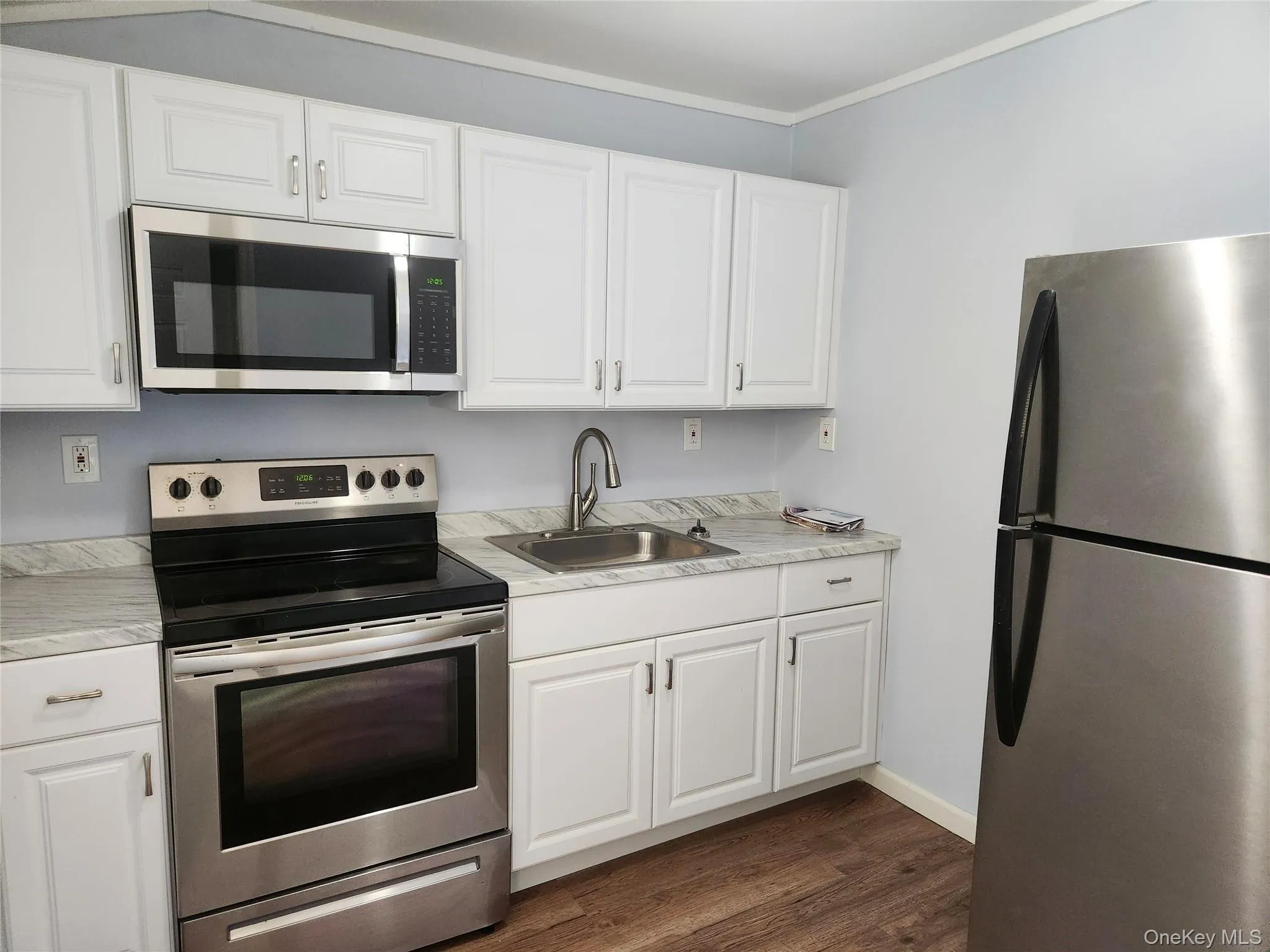 548 Taylor Avenue, Brookhaven, NY, 4 Bedrooms Bedrooms, 6 Rooms Rooms,1 BathroomBathrooms,Residential,For Rent,Taylor,0,1021579 548 Taylor Avenue, Brookhaven, NY, 4 Bedrooms Bedrooms, 6 Rooms Rooms,1 BathroomBathrooms,Residential,For Rent,Taylor,0,1021579