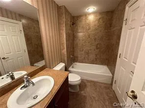 18 Wilkshire Circle, North Hempstead, NY, 3 Bedrooms Bedrooms, 7 Rooms Rooms,3 BathroomsBathrooms,Residential,For Rent,Wilkshire,0,1021586 18 Wilkshire Circle, North Hempstead, NY, 3 Bedrooms Bedrooms, 7 Rooms Rooms,3 BathroomsBathrooms,Residential,For Rent,Wilkshire,0,1021586