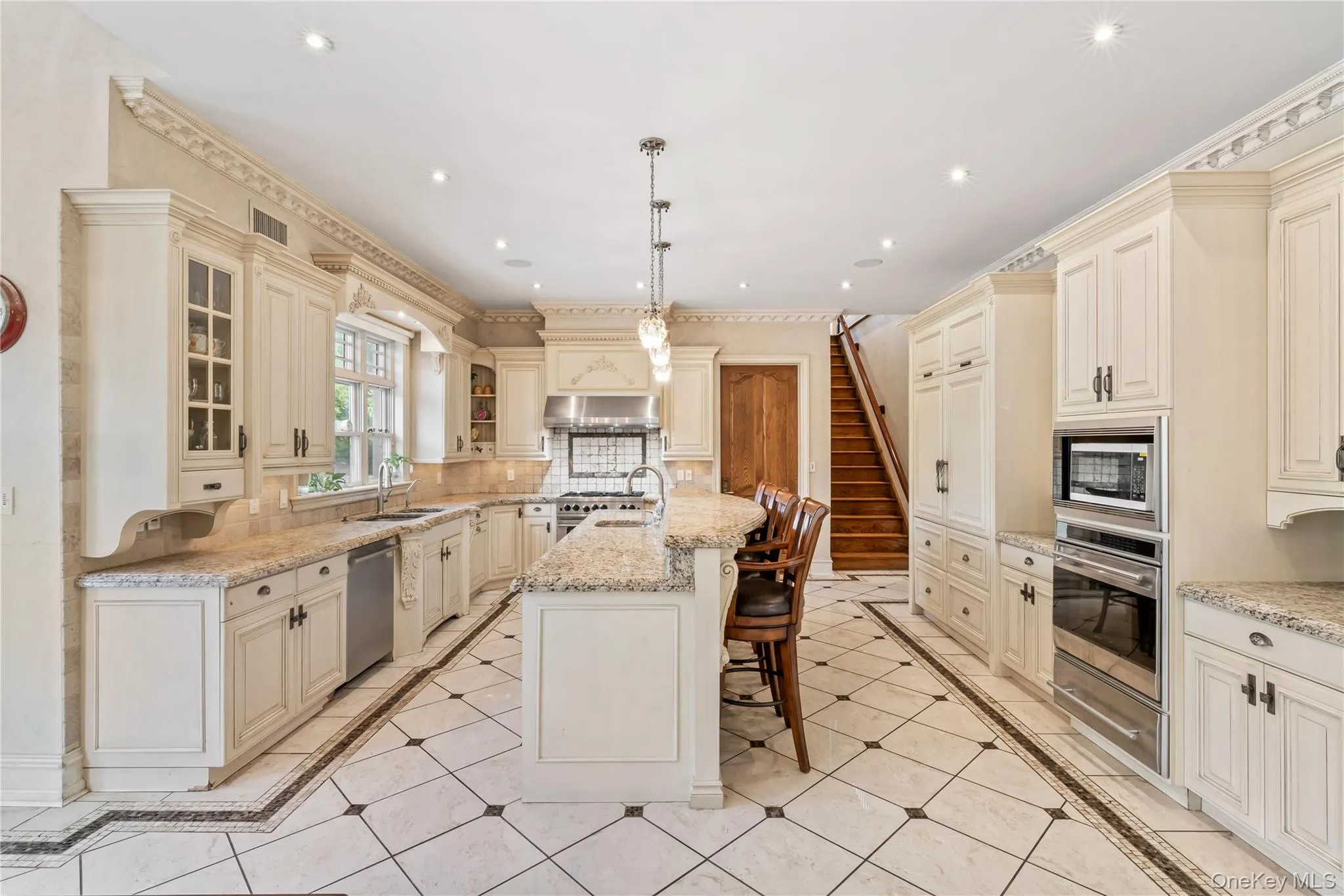 3 Valentine Farm Court, Oyster Bay, NY, 7 Bedrooms Bedrooms, 14 Rooms Rooms,8 BathroomsBathrooms,Residential,For Rent,Valentine Farm,0,1021590 3 Valentine Farm Court, Oyster Bay, NY, 7 Bedrooms Bedrooms, 14 Rooms Rooms,8 BathroomsBathrooms,Residential,For Rent,Valentine Farm,0,1021590
