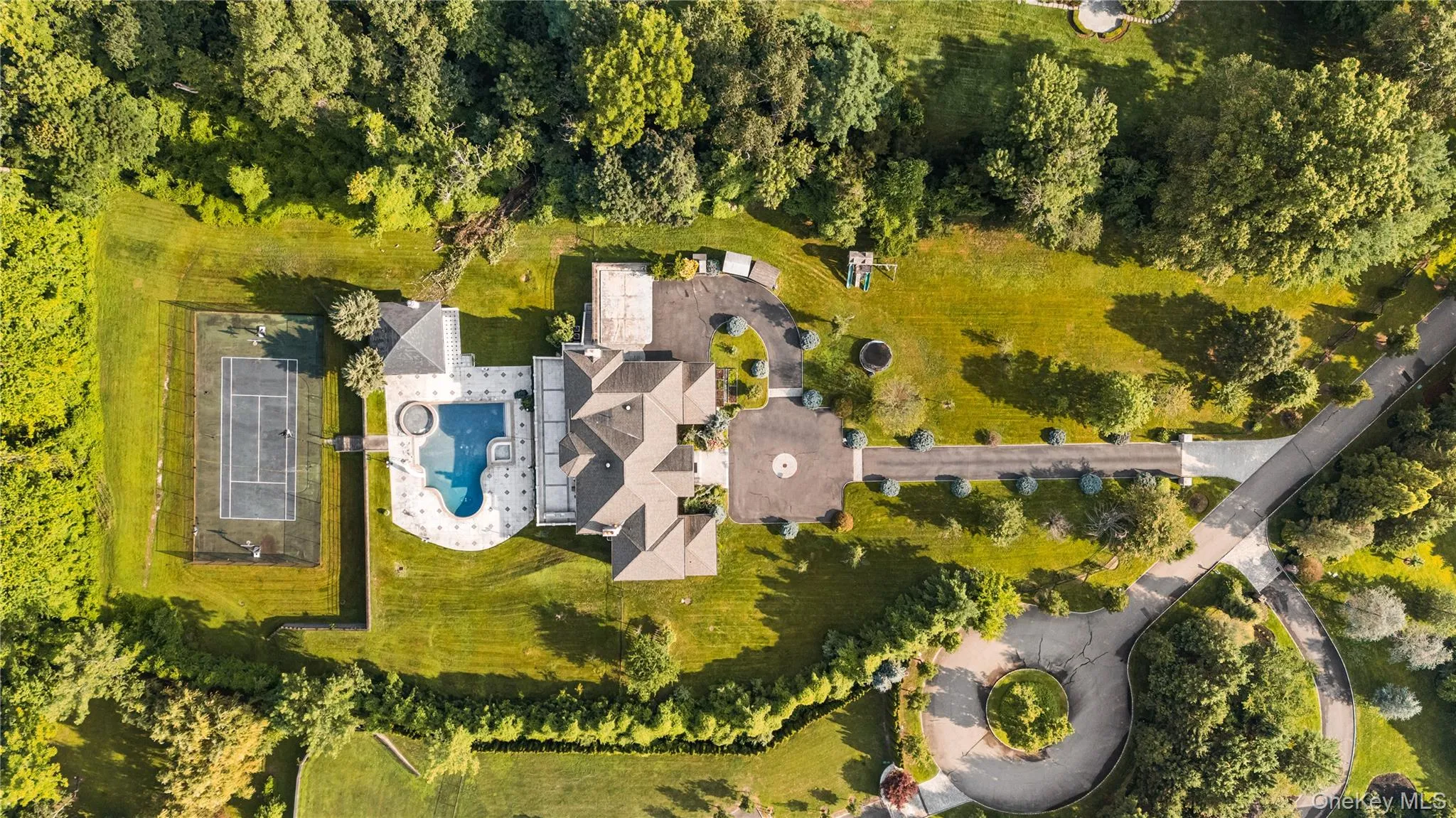 3 Valentine Farm Court, Oyster Bay, NY, 7 Bedrooms Bedrooms, 14 Rooms Rooms,8 BathroomsBathrooms,Residential,For Rent,Valentine Farm,0,1021590 3 Valentine Farm Court, Oyster Bay, NY, 7 Bedrooms Bedrooms, 14 Rooms Rooms,8 BathroomsBathrooms,Residential,For Rent,Valentine Farm,0,1021590