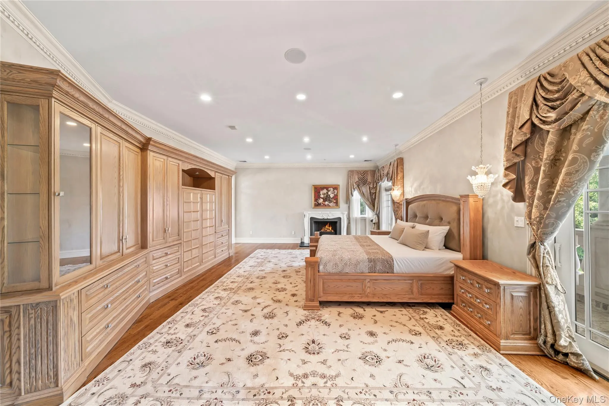 3 Valentine Farm Court, Oyster Bay, NY, 7 Bedrooms Bedrooms, 14 Rooms Rooms,8 BathroomsBathrooms,Residential,For Rent,Valentine Farm,0,1021590 3 Valentine Farm Court, Oyster Bay, NY, 7 Bedrooms Bedrooms, 14 Rooms Rooms,8 BathroomsBathrooms,Residential,For Rent,Valentine Farm,0,1021590