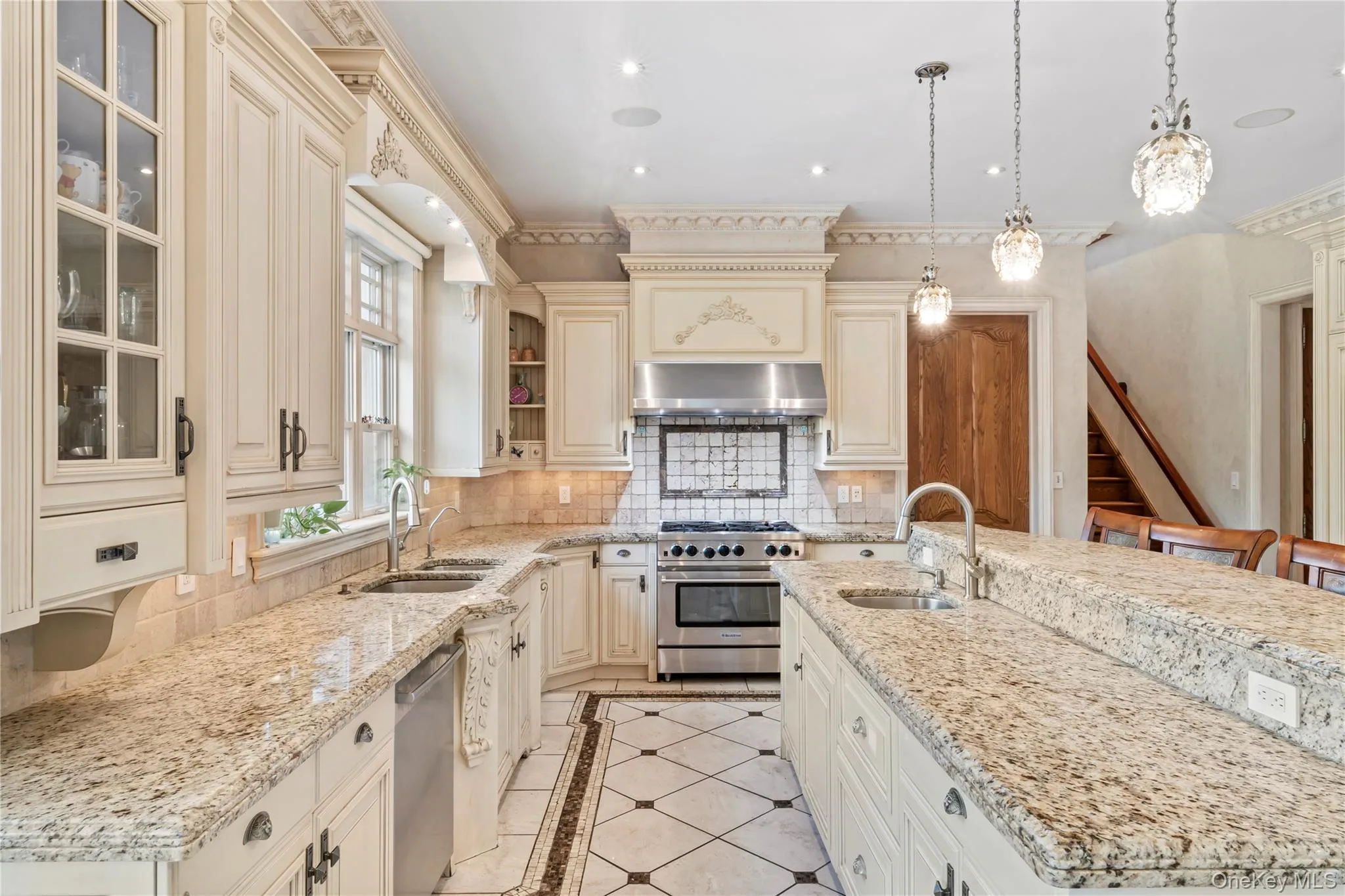 3 Valentine Farm Court, Oyster Bay, NY, 7 Bedrooms Bedrooms, 14 Rooms Rooms,8 BathroomsBathrooms,Residential,For Rent,Valentine Farm,0,1021590 3 Valentine Farm Court, Oyster Bay, NY, 7 Bedrooms Bedrooms, 14 Rooms Rooms,8 BathroomsBathrooms,Residential,For Rent,Valentine Farm,0,1021590