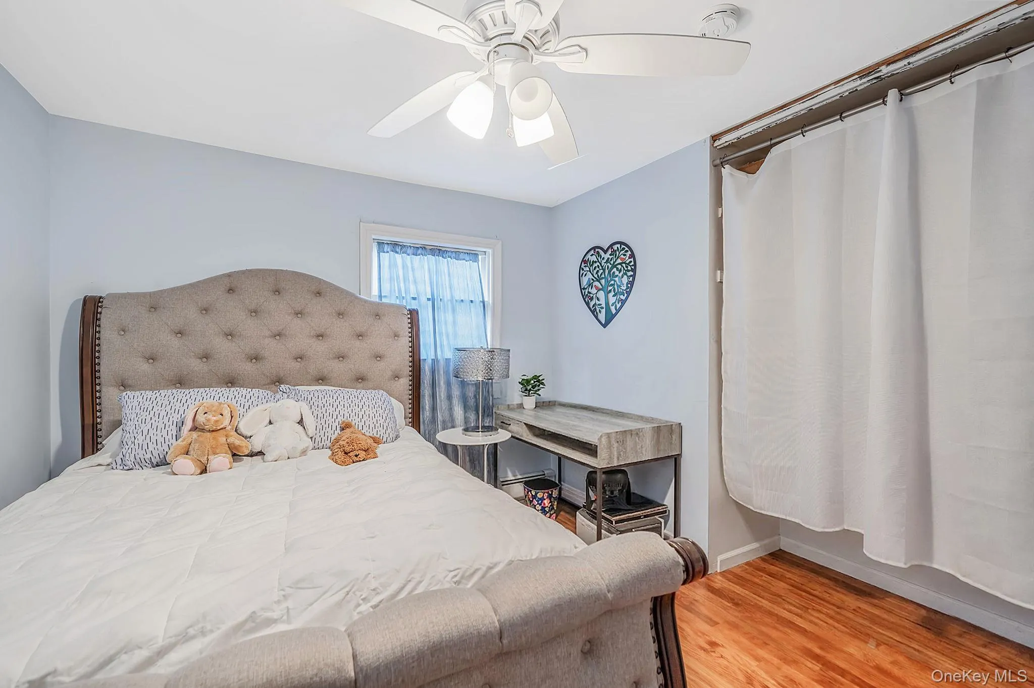 1 Blue Spruce Lane, Smithtown, NY, 3 Bedrooms Bedrooms, 8 Rooms Rooms,2 BathroomsBathrooms,Residential,For Rent,Blue Spruce,0,1021591 1 Blue Spruce Lane, Smithtown, NY, 3 Bedrooms Bedrooms, 8 Rooms Rooms,2 BathroomsBathrooms,Residential,For Rent,Blue Spruce,0,1021591