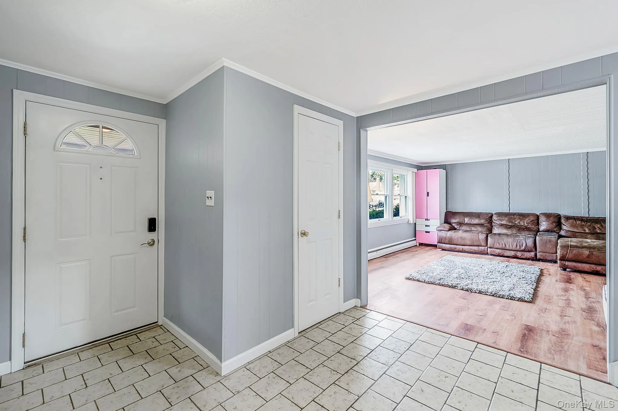1 Blue Spruce Lane, Smithtown, NY, 3 Bedrooms Bedrooms, 8 Rooms Rooms,2 BathroomsBathrooms,Residential,For Rent,Blue Spruce,0,1021591 1 Blue Spruce Lane, Smithtown, NY, 3 Bedrooms Bedrooms, 8 Rooms Rooms,2 BathroomsBathrooms,Residential,For Rent,Blue Spruce,0,1021591