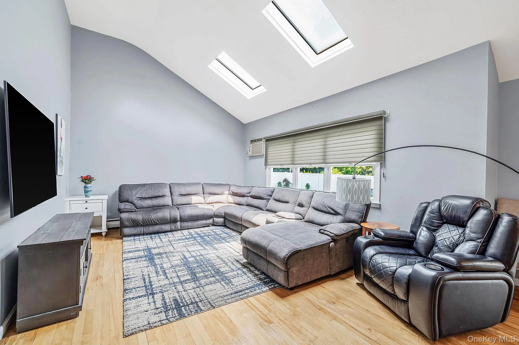 1 Blue Spruce Lane, Smithtown, NY, 3 Bedrooms Bedrooms, 8 Rooms Rooms,2 BathroomsBathrooms,Residential,For Rent,Blue Spruce,0,1021591 1 Blue Spruce Lane, Smithtown, NY, 3 Bedrooms Bedrooms, 8 Rooms Rooms,2 BathroomsBathrooms,Residential,For Rent,Blue Spruce,0,1021591