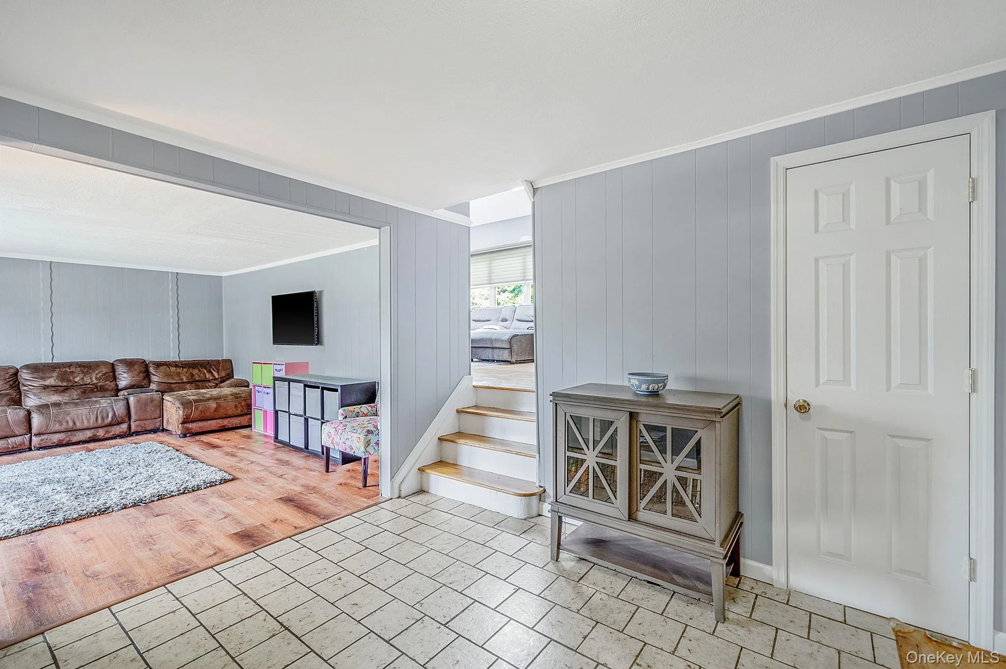 1 Blue Spruce Lane, Smithtown, NY, 3 Bedrooms Bedrooms, 8 Rooms Rooms,2 BathroomsBathrooms,Residential,For Rent,Blue Spruce,0,1021591 1 Blue Spruce Lane, Smithtown, NY, 3 Bedrooms Bedrooms, 8 Rooms Rooms,2 BathroomsBathrooms,Residential,For Rent,Blue Spruce,0,1021591