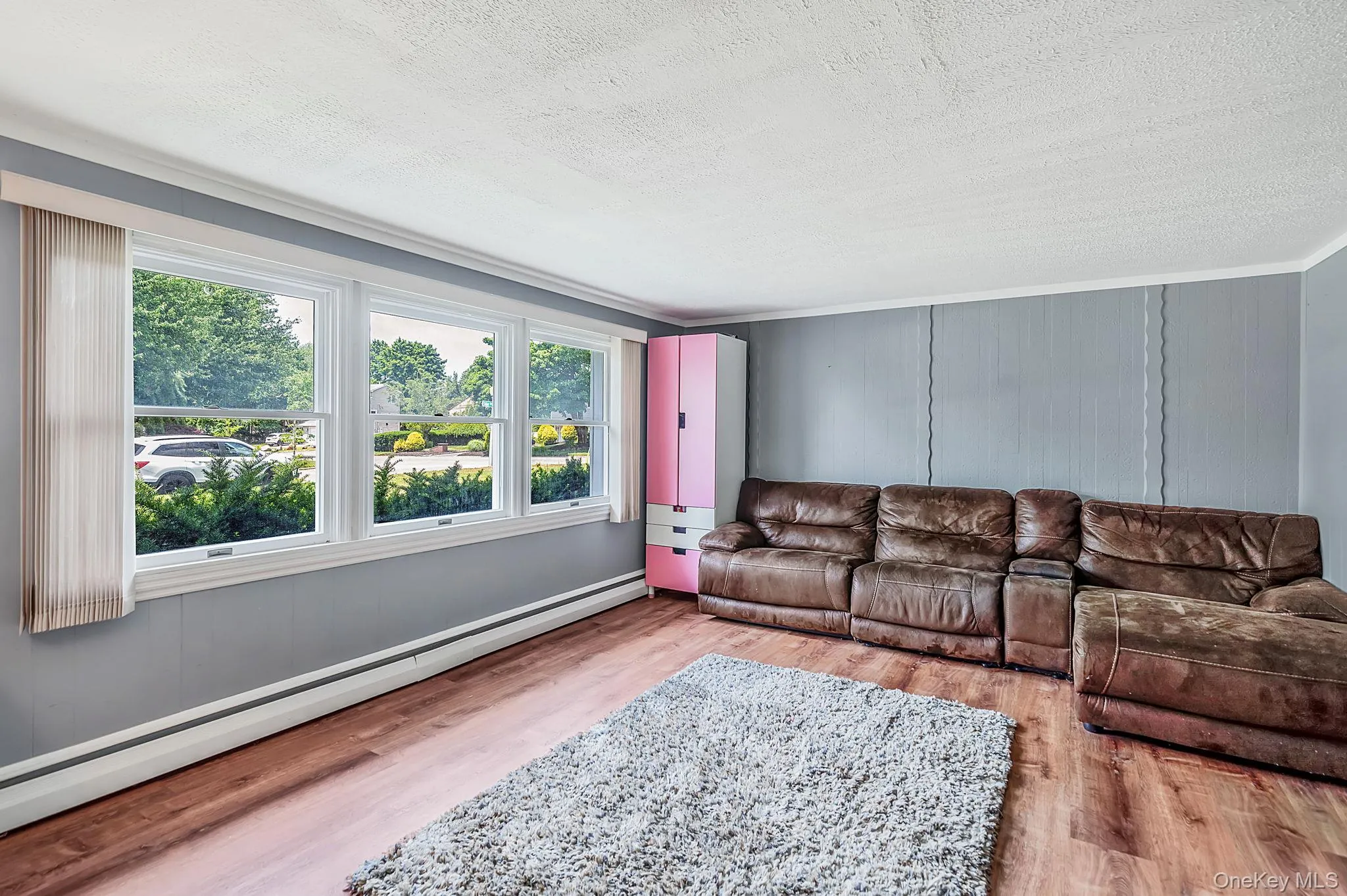 1 Blue Spruce Lane, Smithtown, NY, 3 Bedrooms Bedrooms, 8 Rooms Rooms,2 BathroomsBathrooms,Residential,For Rent,Blue Spruce,0,1021591 1 Blue Spruce Lane, Smithtown, NY, 3 Bedrooms Bedrooms, 8 Rooms Rooms,2 BathroomsBathrooms,Residential,For Rent,Blue Spruce,0,1021591