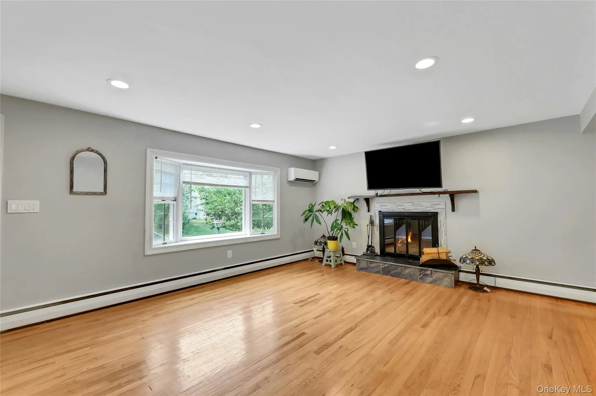 12 Short Hill Road, Clarkstown, NY, 4 Bedrooms Bedrooms, 6 Rooms Rooms,2 BathroomsBathrooms,Residential,For Rent,Short Hill,0,1021593 12 Short Hill Road, Clarkstown, NY, 4 Bedrooms Bedrooms, 6 Rooms Rooms,2 BathroomsBathrooms,Residential,For Rent,Short Hill,0,1021593