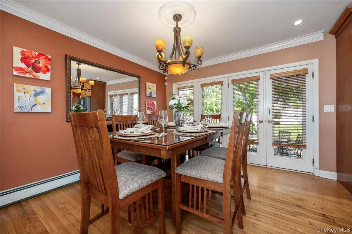 311 Blackheath Road, Hempstead, NY, 3 Bedrooms Bedrooms, 8 Rooms Rooms,2 BathroomsBathrooms,Residential,For Rent,Blackheath,0,1021595 311 Blackheath Road, Hempstead, NY, 3 Bedrooms Bedrooms, 8 Rooms Rooms,2 BathroomsBathrooms,Residential,For Rent,Blackheath,0,1021595