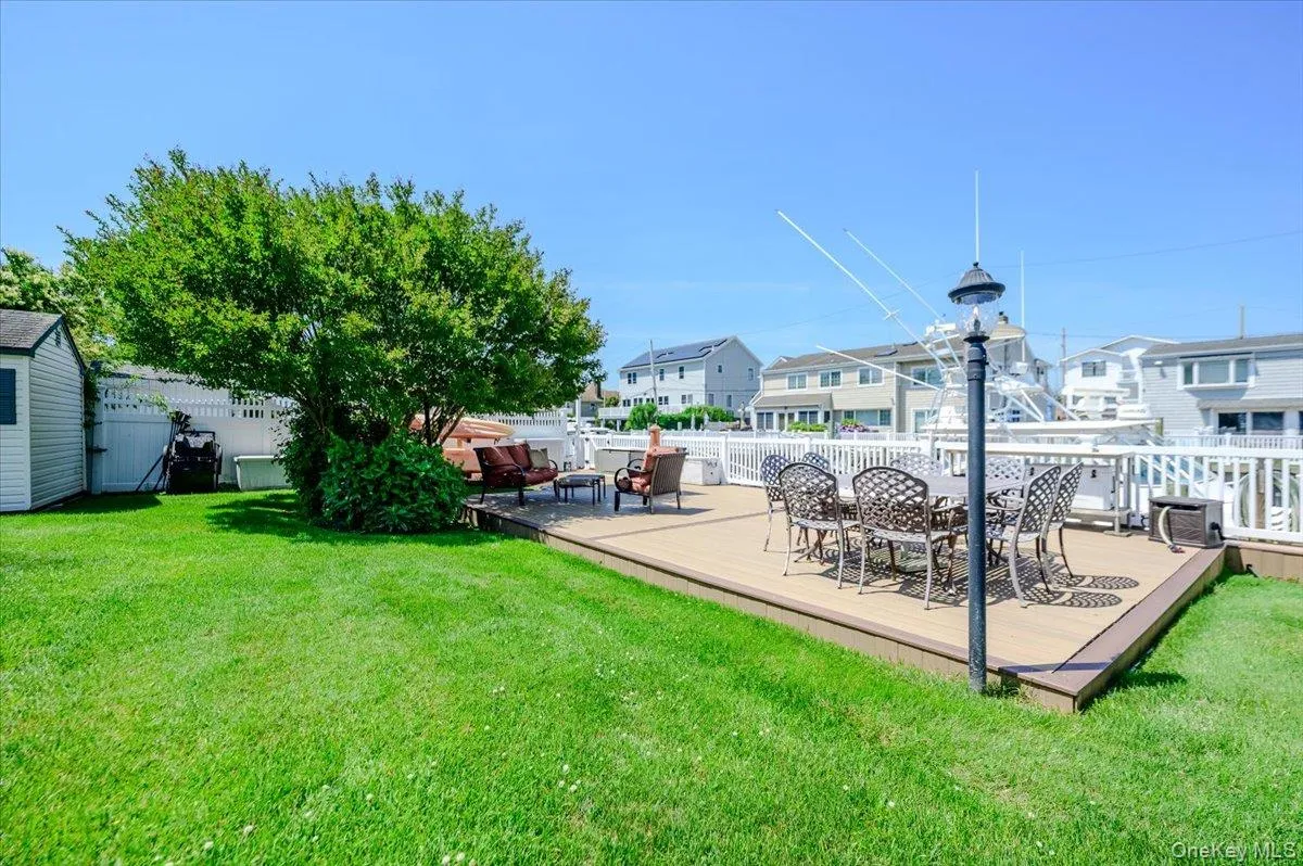 311 Blackheath Road, Hempstead, NY, 3 Bedrooms Bedrooms, 8 Rooms Rooms,2 BathroomsBathrooms,Residential,For Rent,Blackheath,0,1021595 311 Blackheath Road, Hempstead, NY, 3 Bedrooms Bedrooms, 8 Rooms Rooms,2 BathroomsBathrooms,Residential,For Rent,Blackheath,0,1021595