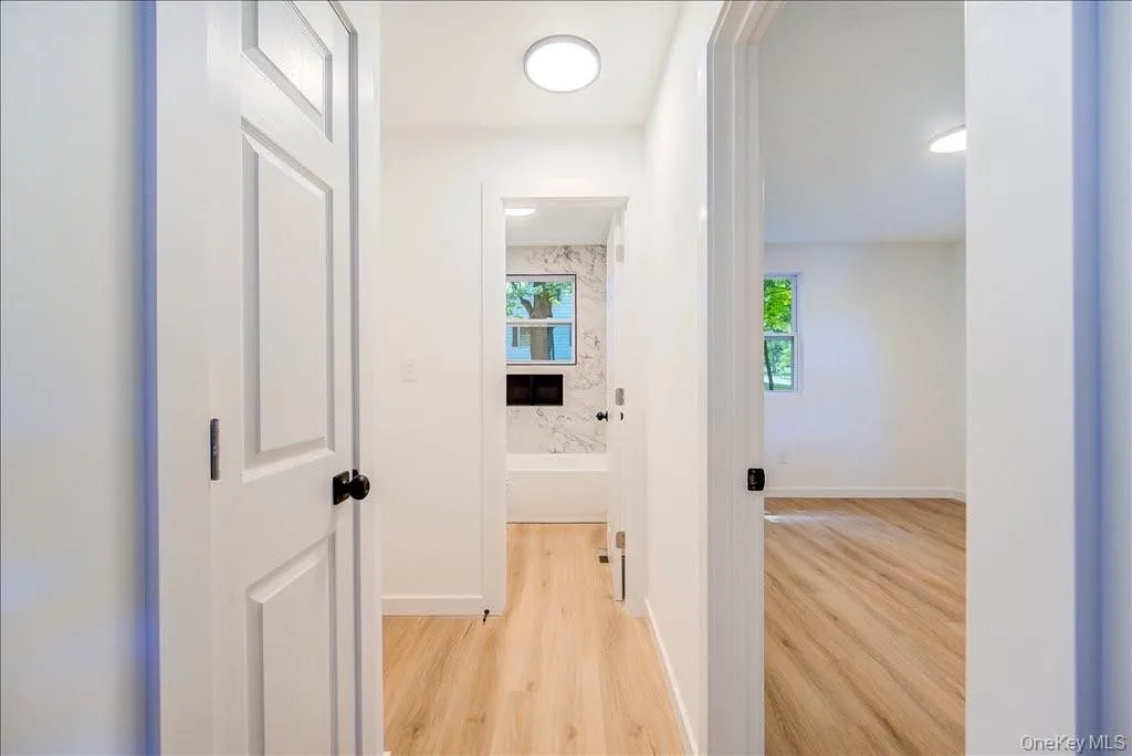 452 Vineyard Avenue, Lloyd, NY, 3 Bedrooms Bedrooms, 12 Rooms Rooms,3 BathroomsBathrooms,Residential,For Rent,Vineyard,0,1021602 452 Vineyard Avenue, Lloyd, NY, 3 Bedrooms Bedrooms, 12 Rooms Rooms,3 BathroomsBathrooms,Residential,For Rent,Vineyard,0,1021602