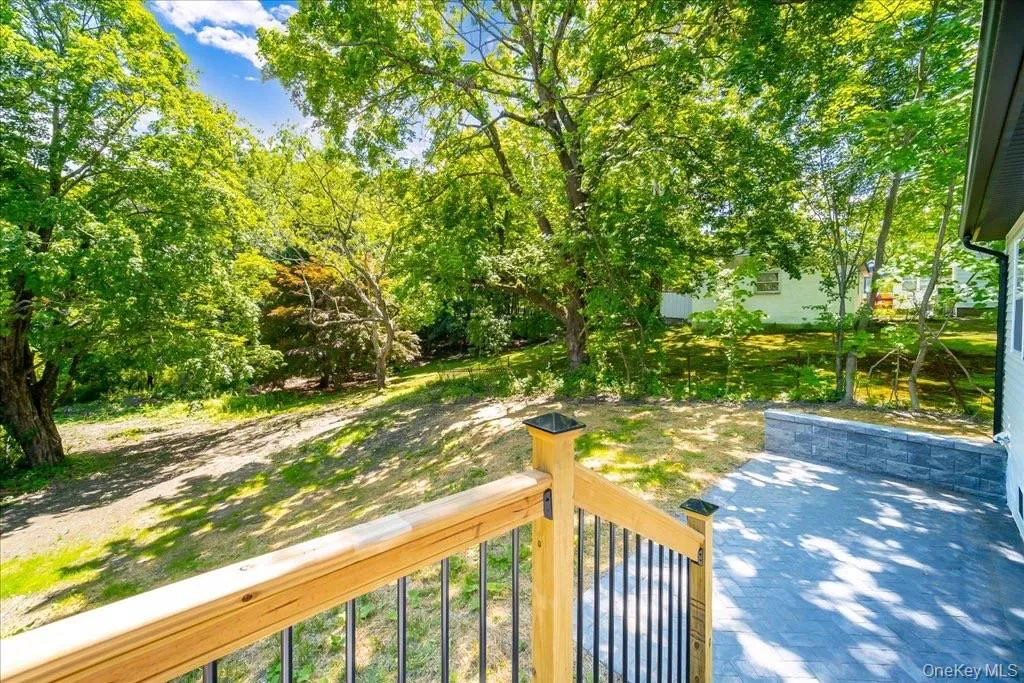 452 Vineyard Avenue, Lloyd, NY, 3 Bedrooms Bedrooms, 12 Rooms Rooms,3 BathroomsBathrooms,Residential,For Rent,Vineyard,0,1021602 452 Vineyard Avenue, Lloyd, NY, 3 Bedrooms Bedrooms, 12 Rooms Rooms,3 BathroomsBathrooms,Residential,For Rent,Vineyard,0,1021602