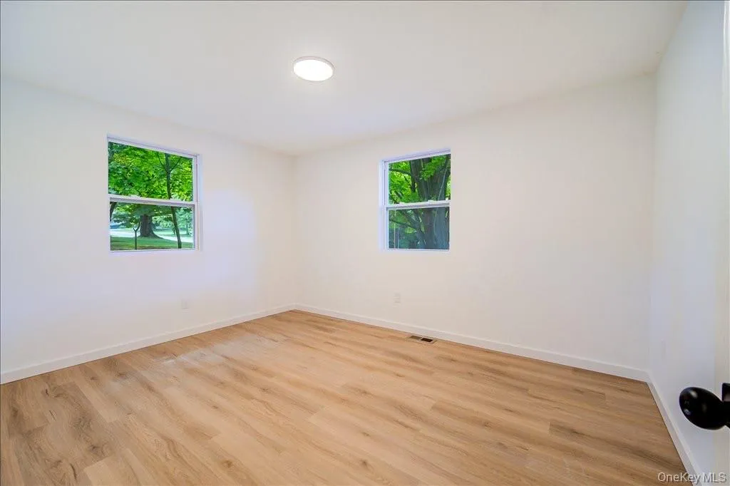 452 Vineyard Avenue, Lloyd, NY, 3 Bedrooms Bedrooms, 12 Rooms Rooms,3 BathroomsBathrooms,Residential,For Rent,Vineyard,0,1021602 452 Vineyard Avenue, Lloyd, NY, 3 Bedrooms Bedrooms, 12 Rooms Rooms,3 BathroomsBathrooms,Residential,For Rent,Vineyard,0,1021602