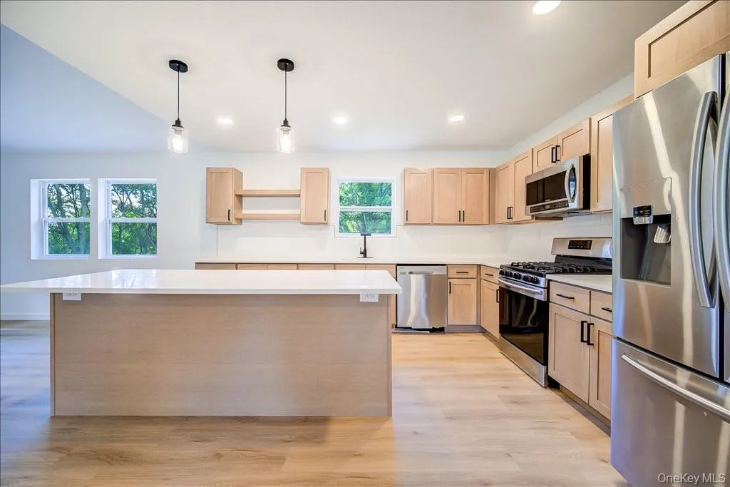 452 Vineyard Avenue, Lloyd, NY, 3 Bedrooms Bedrooms, 12 Rooms Rooms,3 BathroomsBathrooms,Residential,For Rent,Vineyard,0,1021602 452 Vineyard Avenue, Lloyd, NY, 3 Bedrooms Bedrooms, 12 Rooms Rooms,3 BathroomsBathrooms,Residential,For Rent,Vineyard,0,1021602