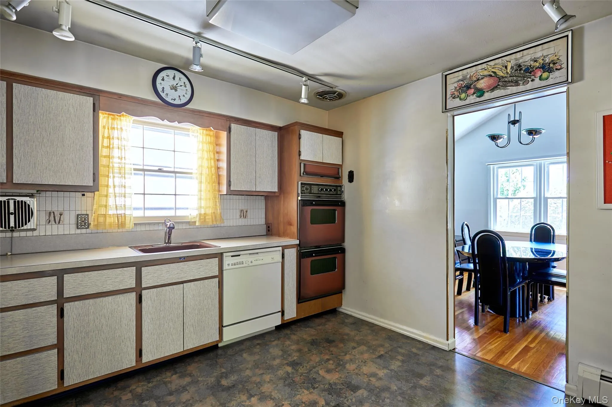 33 Tyson Avenue, North Hempstead, NY, 4 Bedrooms Bedrooms, 9 Rooms Rooms,2 BathroomsBathrooms,Residential,For Rent,Tyson,0,1021605 33 Tyson Avenue, North Hempstead, NY, 4 Bedrooms Bedrooms, 9 Rooms Rooms,2 BathroomsBathrooms,Residential,For Rent,Tyson,0,1021605