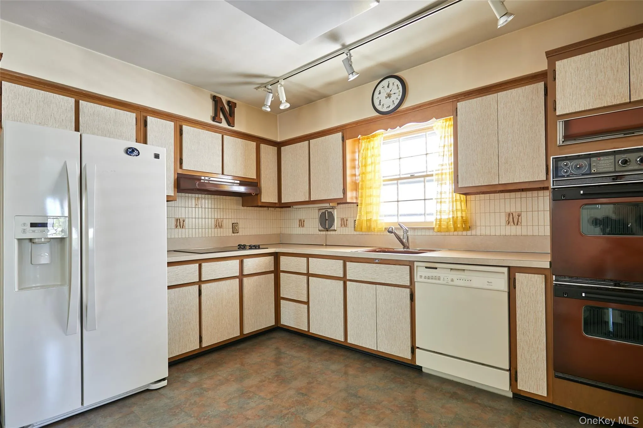 33 Tyson Avenue, North Hempstead, NY, 4 Bedrooms Bedrooms, 9 Rooms Rooms,2 BathroomsBathrooms,Residential,For Rent,Tyson,0,1021605 33 Tyson Avenue, North Hempstead, NY, 4 Bedrooms Bedrooms, 9 Rooms Rooms,2 BathroomsBathrooms,Residential,For Rent,Tyson,0,1021605