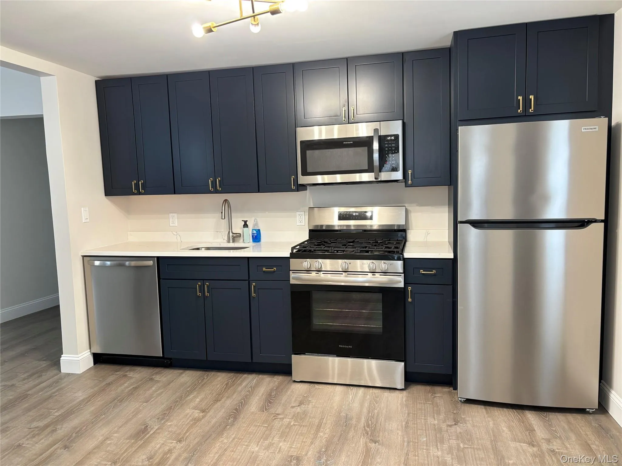 23 Arnold Avenue, West Babylon, NY, 2 Bedrooms Bedrooms, 4 Rooms Rooms,1 BathroomBathrooms,Residential Lease,For Rent,Arnold,0,1021610 23 Arnold Avenue, West Babylon, NY, 2 Bedrooms Bedrooms, 4 Rooms Rooms,1 BathroomBathrooms,Residential Lease,For Rent,Arnold,0,1021610
