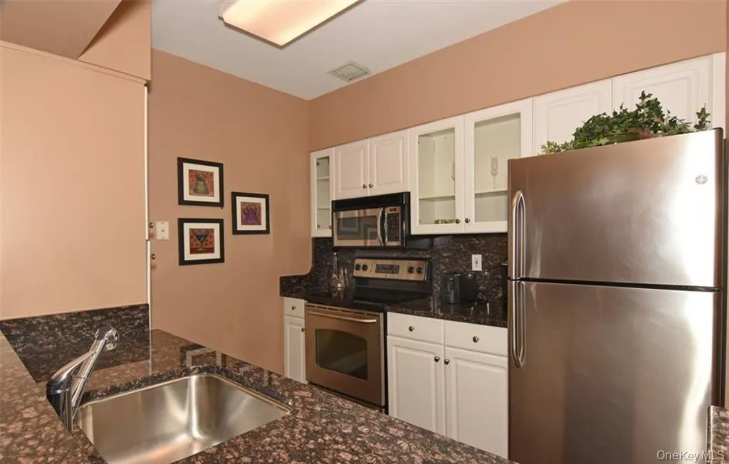 100 New Roc City Place, New Rochelle, NY, 2 Bedrooms Bedrooms, 4 Rooms Rooms,2 BathroomsBathrooms,Residential,For Rent,New Roc City,0,1021614 100 New Roc City Place, New Rochelle, NY, 2 Bedrooms Bedrooms, 4 Rooms Rooms,2 BathroomsBathrooms,Residential,For Rent,New Roc City,0,1021614