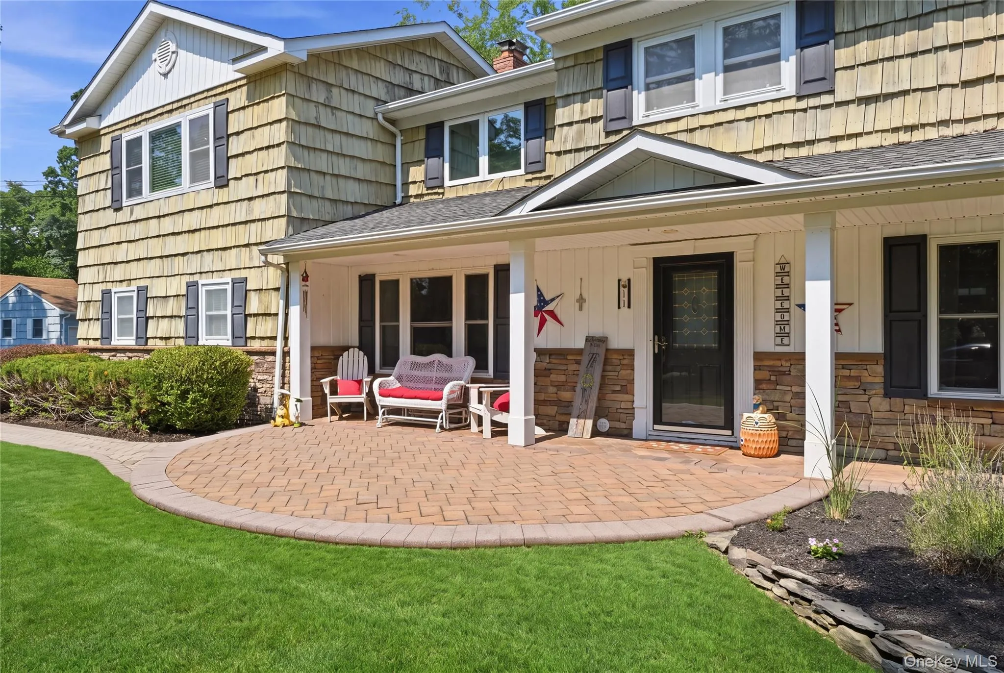 11 Tern Court, Islip, NY, 5 Bedrooms Bedrooms, 10 Rooms Rooms,3 BathroomsBathrooms,Residential,For Rent,Tern,0,1021617 11 Tern Court, Islip, NY, 5 Bedrooms Bedrooms, 10 Rooms Rooms,3 BathroomsBathrooms,Residential,For Rent,Tern,0,1021617