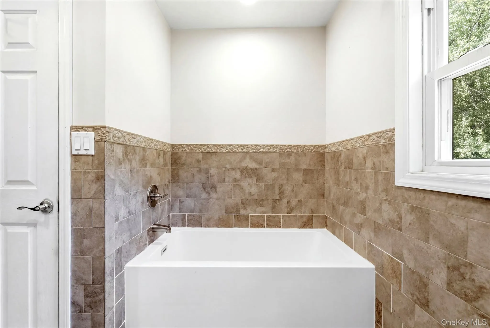 11 Tern Court, Islip, NY, 5 Bedrooms Bedrooms, 10 Rooms Rooms,3 BathroomsBathrooms,Residential,For Rent,Tern,0,1021617 11 Tern Court, Islip, NY, 5 Bedrooms Bedrooms, 10 Rooms Rooms,3 BathroomsBathrooms,Residential,For Rent,Tern,0,1021617