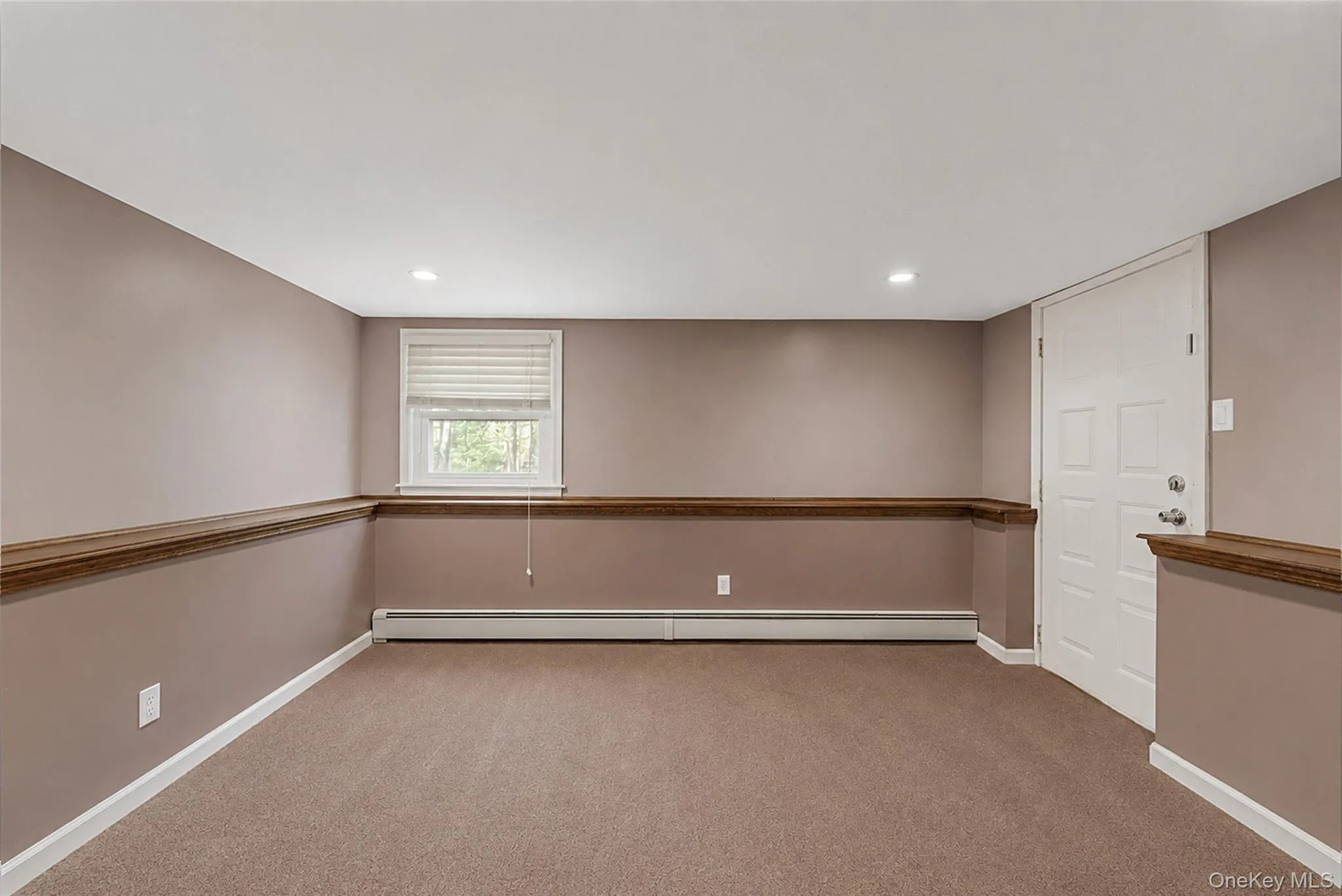 106 Casino Street, Hempstead, NY, 3 Bedrooms Bedrooms, 7 Rooms Rooms,1 BathroomBathrooms,Residential,For Rent,Casino,0,1021626 106 Casino Street, Hempstead, NY, 3 Bedrooms Bedrooms, 7 Rooms Rooms,1 BathroomBathrooms,Residential,For Rent,Casino,0,1021626