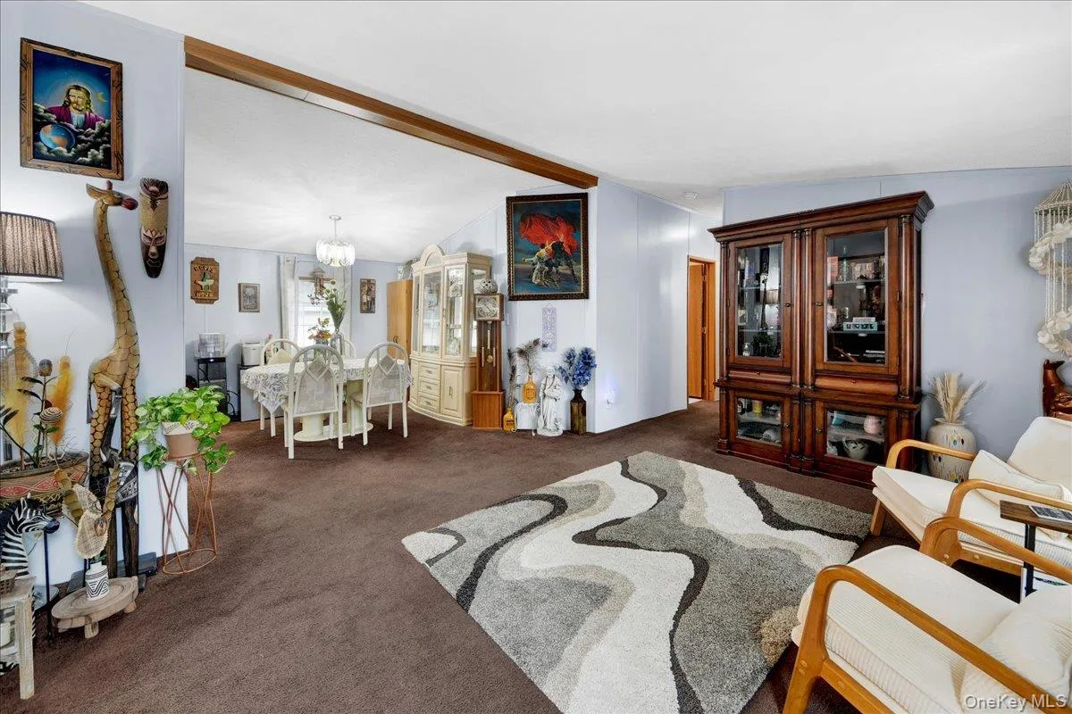 6 Hopf, Clarkstown, NY, 4 Bedrooms Bedrooms, 7 Rooms Rooms,2 BathroomsBathrooms,Residential,For Rent,Hopf,0,1021628 6 Hopf, Clarkstown, NY, 4 Bedrooms Bedrooms, 7 Rooms Rooms,2 BathroomsBathrooms,Residential,For Rent,Hopf,0,1021628