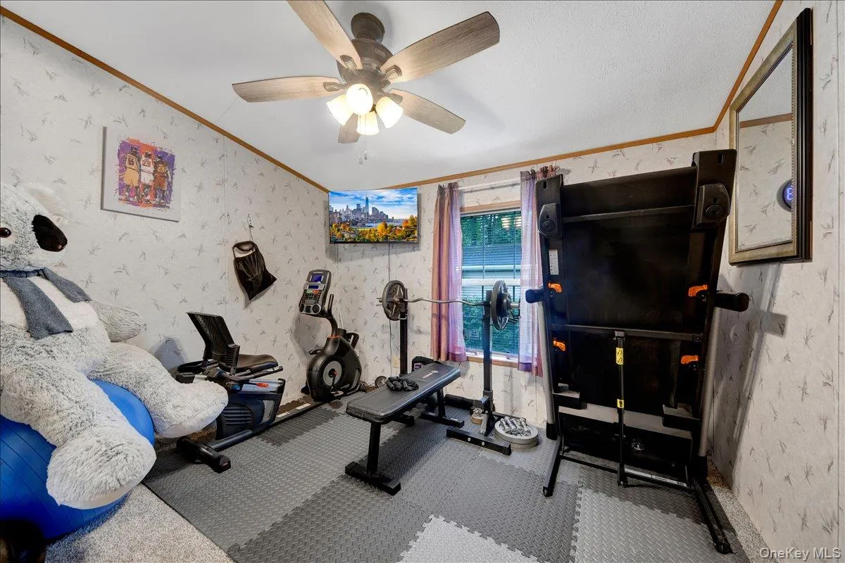 6 Hopf, Clarkstown, NY, 4 Bedrooms Bedrooms, 7 Rooms Rooms,2 BathroomsBathrooms,Residential,For Rent,Hopf,0,1021628 6 Hopf, Clarkstown, NY, 4 Bedrooms Bedrooms, 7 Rooms Rooms,2 BathroomsBathrooms,Residential,For Rent,Hopf,0,1021628