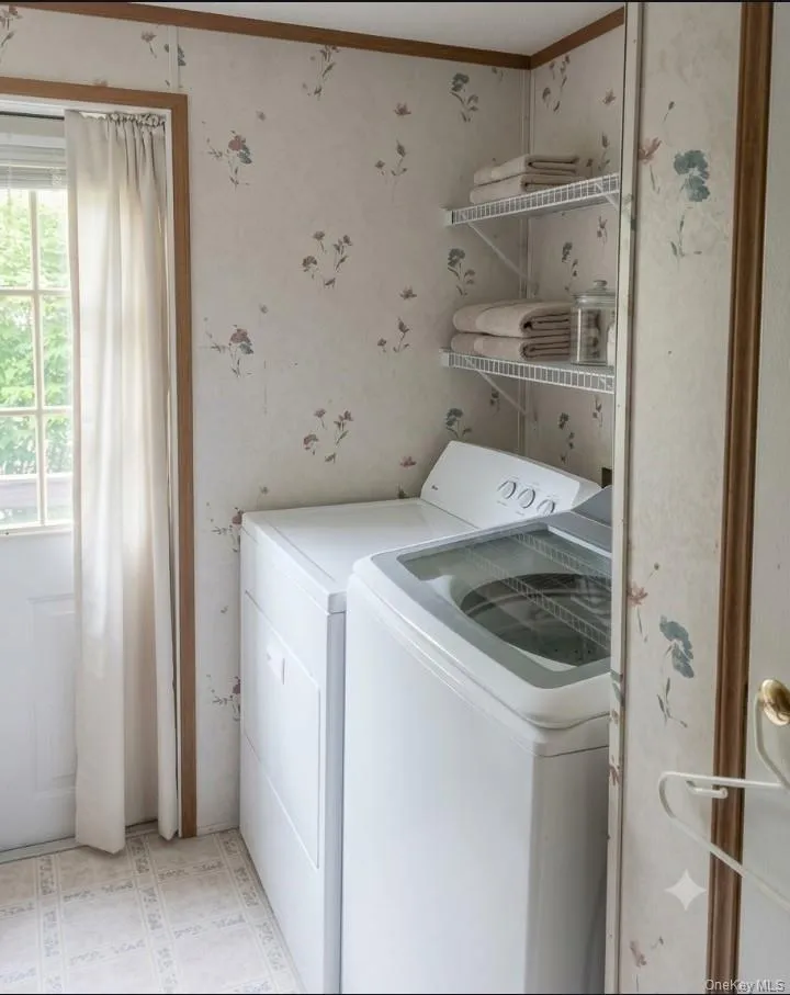 6 Hopf, Clarkstown, NY, 4 Bedrooms Bedrooms, 7 Rooms Rooms,2 BathroomsBathrooms,Residential,For Rent,Hopf,0,1021628 6 Hopf, Clarkstown, NY, 4 Bedrooms Bedrooms, 7 Rooms Rooms,2 BathroomsBathrooms,Residential,For Rent,Hopf,0,1021628