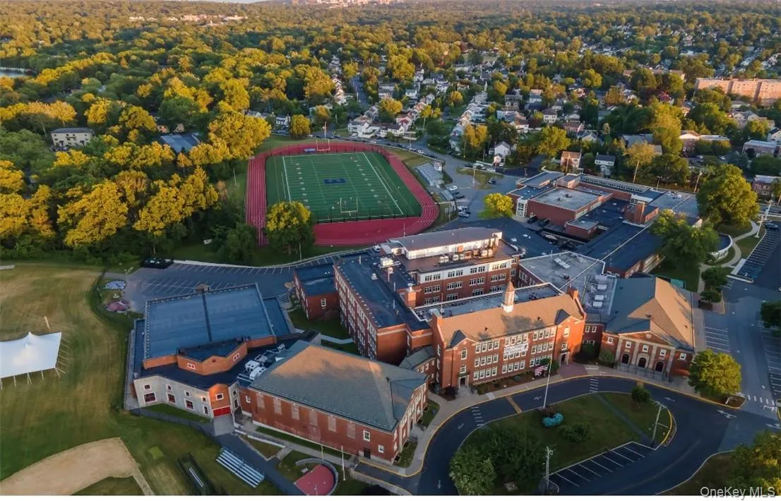 Eastchester Middle School & High School Facility Eastchester Middle School & High School Facility