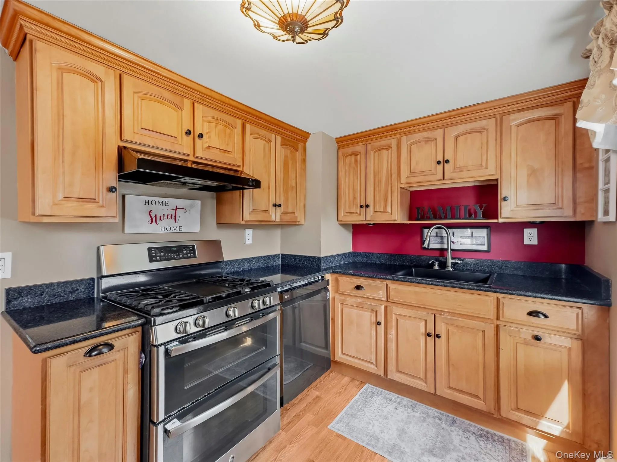 126 Harrison Avenue, Clarkstown, NY, 3 Bedrooms Bedrooms, 7 Rooms Rooms,1 BathroomBathrooms,Residential,For Rent,Harrison,0,1021636 126 Harrison Avenue, Clarkstown, NY, 3 Bedrooms Bedrooms, 7 Rooms Rooms,1 BathroomBathrooms,Residential,For Rent,Harrison,0,1021636