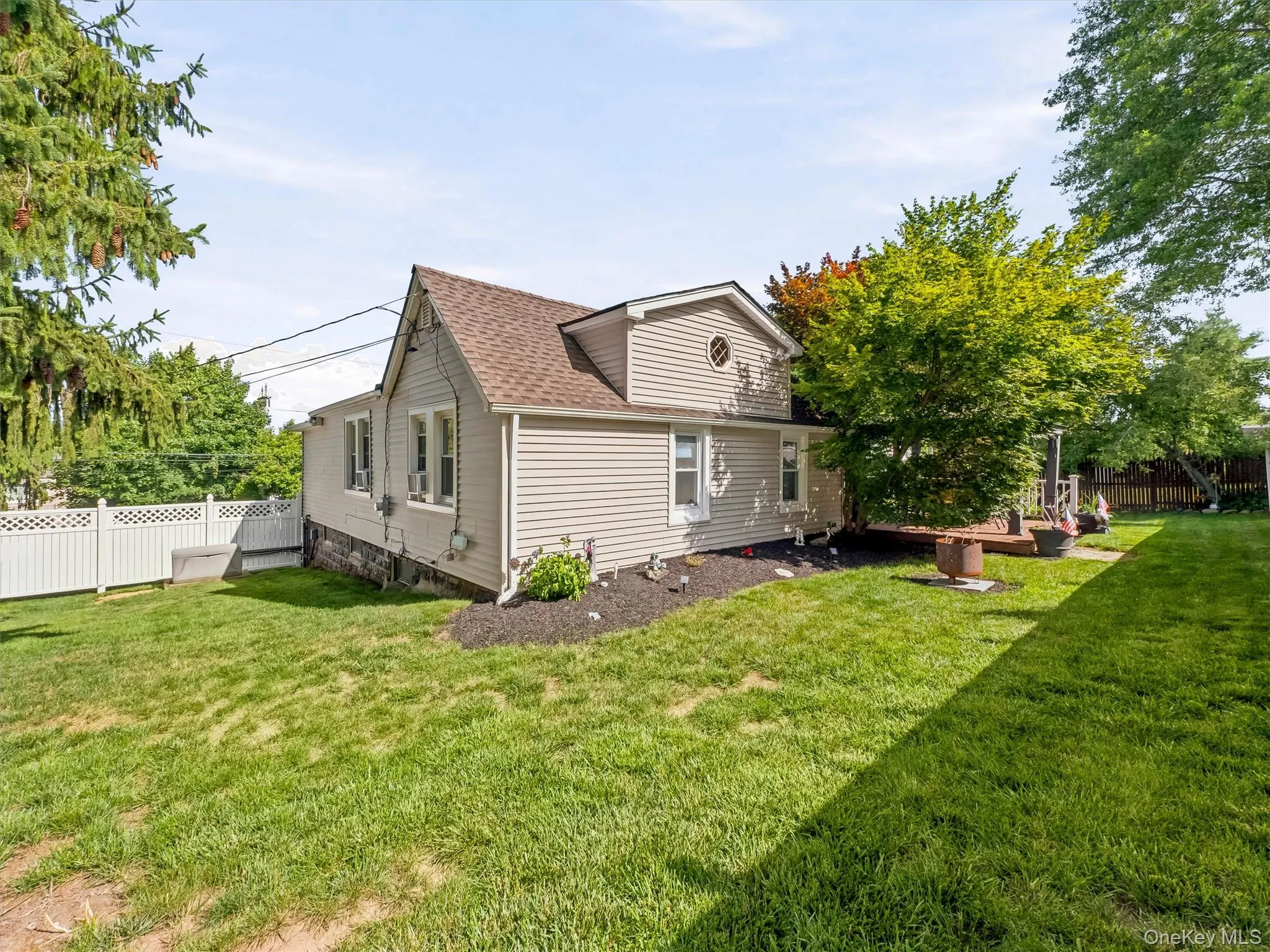 126 Harrison Avenue, Clarkstown, NY, 3 Bedrooms Bedrooms, 7 Rooms Rooms,1 BathroomBathrooms,Residential,For Rent,Harrison,0,1021636 126 Harrison Avenue, Clarkstown, NY, 3 Bedrooms Bedrooms, 7 Rooms Rooms,1 BathroomBathrooms,Residential,For Rent,Harrison,0,1021636