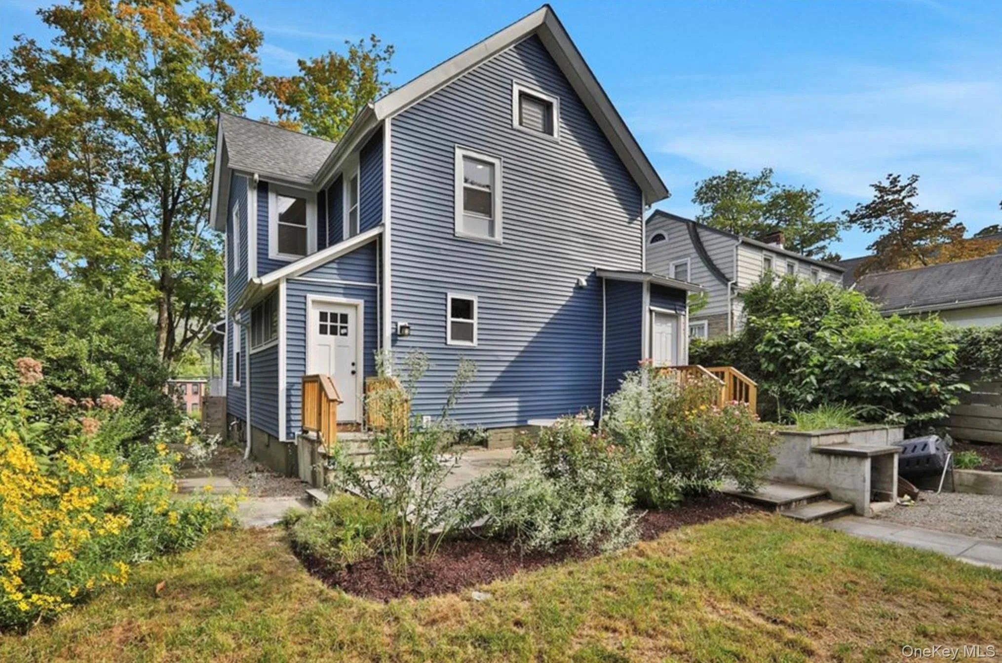 27 Tioronda Avenue, Beacon, NY, 2 Bedrooms Bedrooms, 4 Rooms Rooms,1 BathroomBathrooms,Residential Lease,For Rent,Tioronda,0,1021641 27 Tioronda Avenue, Beacon, NY, 2 Bedrooms Bedrooms, 4 Rooms Rooms,1 BathroomBathrooms,Residential Lease,For Rent,Tioronda,0,1021641