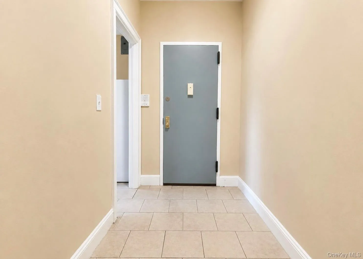 12 Chatsworth Avenue, Mamaroneck, NY, 2 Bedrooms Bedrooms, 4 Rooms Rooms,1 BathroomBathrooms,Residential Lease,For Rent,Chatsworth,0,1021642 12 Chatsworth Avenue, Mamaroneck, NY, 2 Bedrooms Bedrooms, 4 Rooms Rooms,1 BathroomBathrooms,Residential Lease,For Rent,Chatsworth,0,1021642