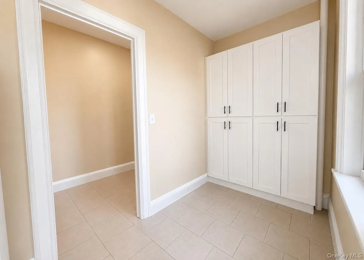 12 Chatsworth Avenue, Mamaroneck, NY, 2 Bedrooms Bedrooms, 4 Rooms Rooms,1 BathroomBathrooms,Residential Lease,For Rent,Chatsworth,0,1021642 12 Chatsworth Avenue, Mamaroneck, NY, 2 Bedrooms Bedrooms, 4 Rooms Rooms,1 BathroomBathrooms,Residential Lease,For Rent,Chatsworth,0,1021642