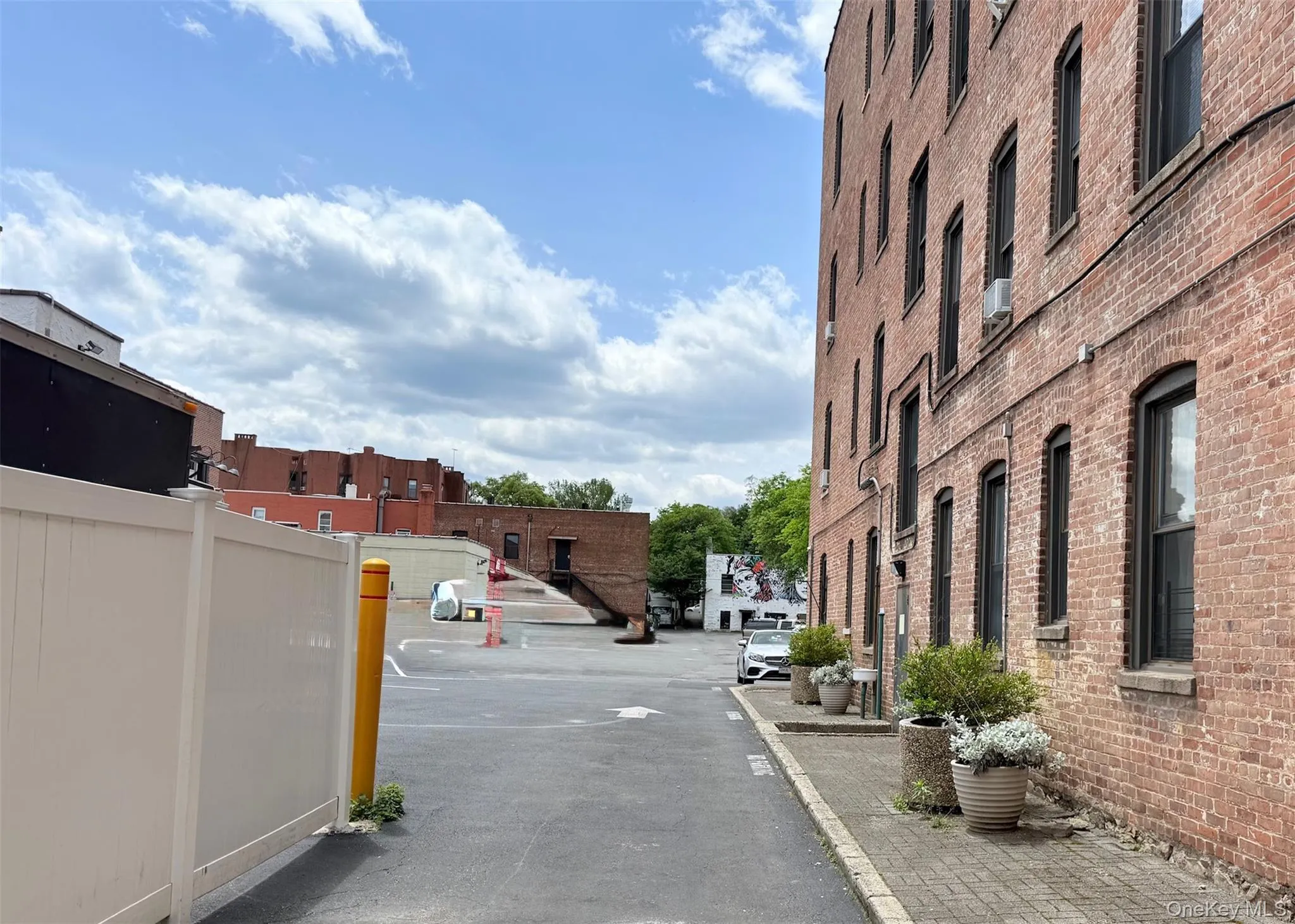 12 Chatsworth Avenue, Mamaroneck, NY, 2 Bedrooms Bedrooms, 4 Rooms Rooms,1 BathroomBathrooms,Residential Lease,For Rent,Chatsworth,0,1021642 12 Chatsworth Avenue, Mamaroneck, NY, 2 Bedrooms Bedrooms, 4 Rooms Rooms,1 BathroomBathrooms,Residential Lease,For Rent,Chatsworth,0,1021642