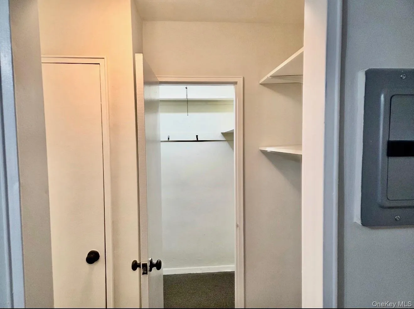 100 Lincoln Avenue, North Hempstead, NY, 2 Rooms Rooms,1 BathroomBathrooms,Residential,For Rent,Lincoln,0,1021650 100 Lincoln Avenue, North Hempstead, NY, 2 Rooms Rooms,1 BathroomBathrooms,Residential,For Rent,Lincoln,0,1021650