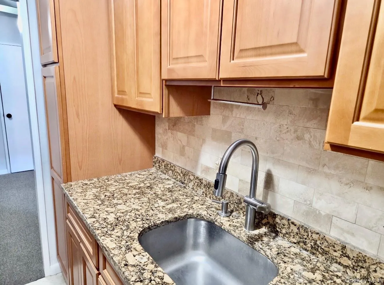 100 Lincoln Avenue, North Hempstead, NY, 2 Rooms Rooms,1 BathroomBathrooms,Residential,For Rent,Lincoln,0,1021650 100 Lincoln Avenue, North Hempstead, NY, 2 Rooms Rooms,1 BathroomBathrooms,Residential,For Rent,Lincoln,0,1021650