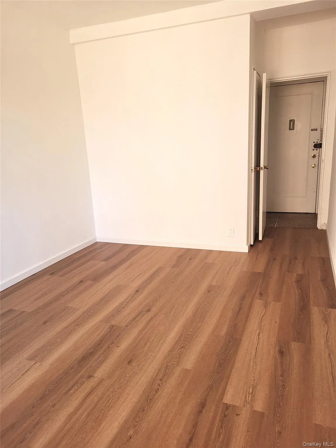 99-40 63rd Road, New York, NY, 2 Bedrooms Bedrooms, 4 Rooms Rooms,1 BathroomBathrooms,Residential Lease,For Rent,63rd,0,1021655 99-40 63rd Road, New York, NY, 2 Bedrooms Bedrooms, 4 Rooms Rooms,1 BathroomBathrooms,Residential Lease,For Rent,63rd,0,1021655