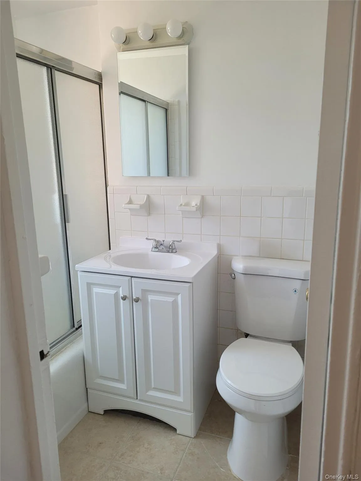 99-40 63rd Road, New York, NY, 2 Bedrooms Bedrooms, 4 Rooms Rooms,1 BathroomBathrooms,Residential Lease,For Rent,63rd,0,1021655 99-40 63rd Road, New York, NY, 2 Bedrooms Bedrooms, 4 Rooms Rooms,1 BathroomBathrooms,Residential Lease,For Rent,63rd,0,1021655
