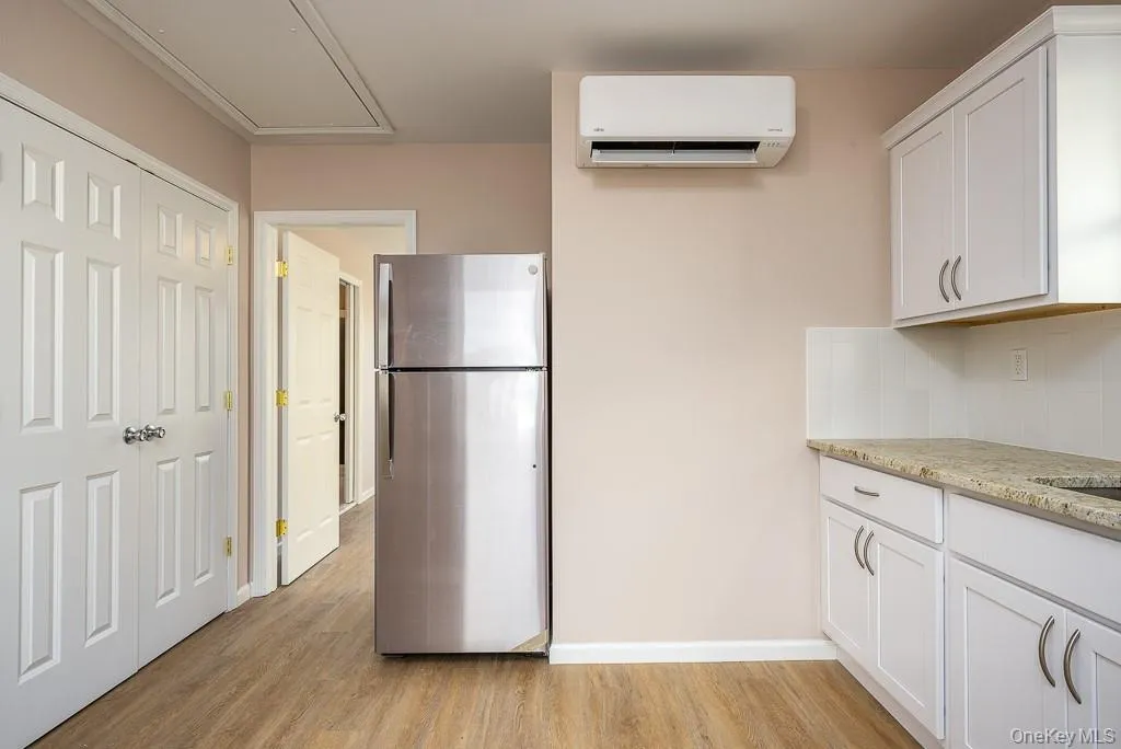 72 S Main Street, Clarkstown, NY, 1 Bedroom Bedrooms, 2 Rooms Rooms,1 BathroomBathrooms,Residential Lease,For Rent,S Main,0,1021658 72 S Main Street, Clarkstown, NY, 1 Bedroom Bedrooms, 2 Rooms Rooms,1 BathroomBathrooms,Residential Lease,For Rent,S Main,0,1021658