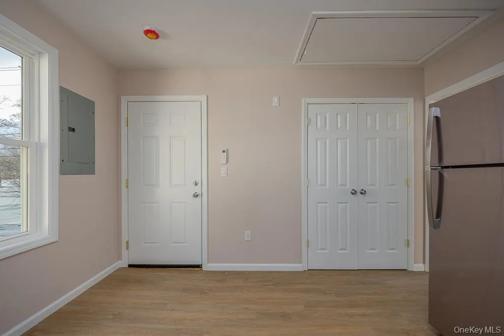 72 S Main Street, Clarkstown, NY, 1 Bedroom Bedrooms, 2 Rooms Rooms,1 BathroomBathrooms,Residential Lease,For Rent,S Main,0,1021658 72 S Main Street, Clarkstown, NY, 1 Bedroom Bedrooms, 2 Rooms Rooms,1 BathroomBathrooms,Residential Lease,For Rent,S Main,0,1021658