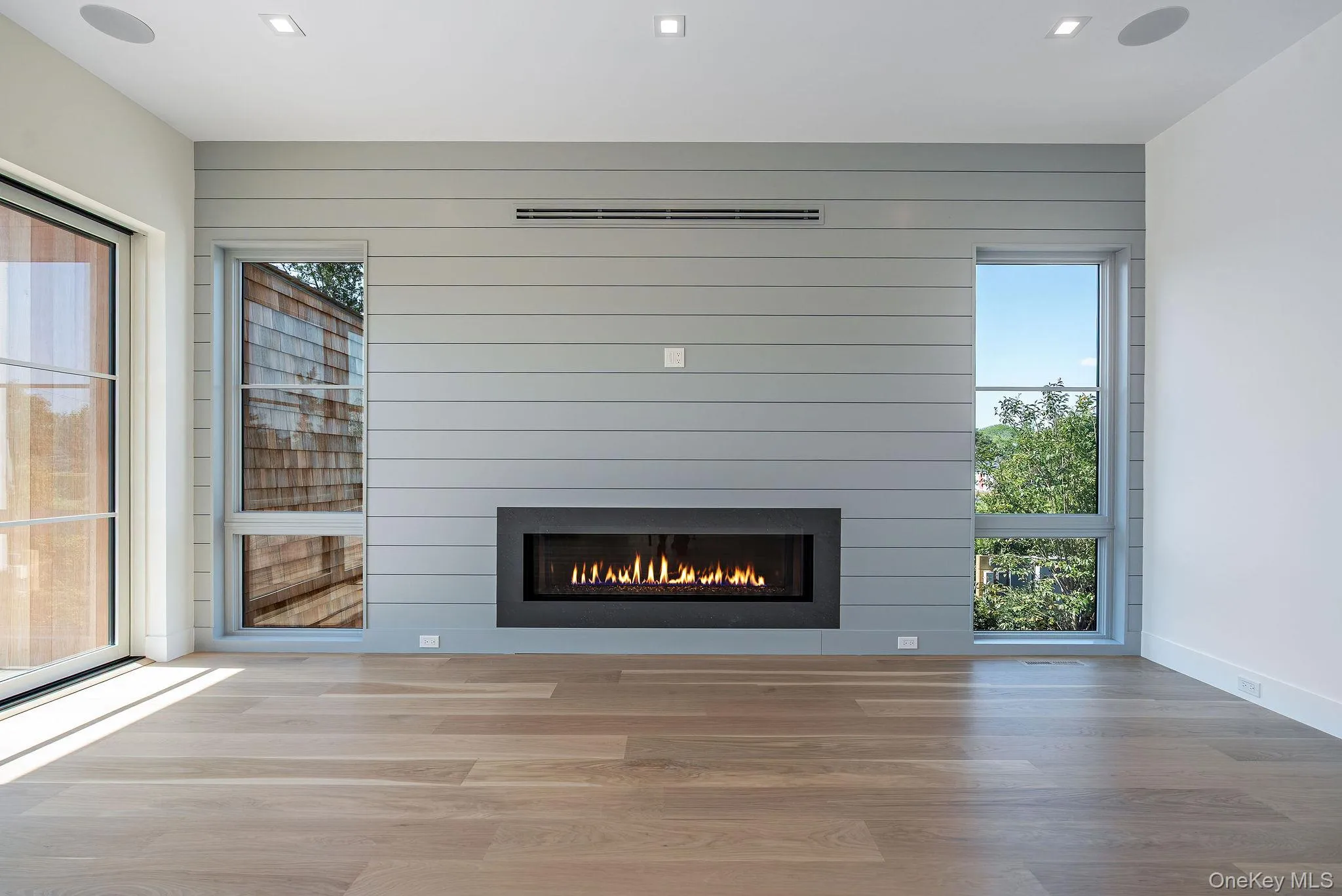 9 Division Street, Southampton, NY, 5 Bedrooms Bedrooms, 15 Rooms Rooms,5 BathroomsBathrooms,Residential,For Rent,Division,0,1021659 9 Division Street, Southampton, NY, 5 Bedrooms Bedrooms, 15 Rooms Rooms,5 BathroomsBathrooms,Residential,For Rent,Division,0,1021659