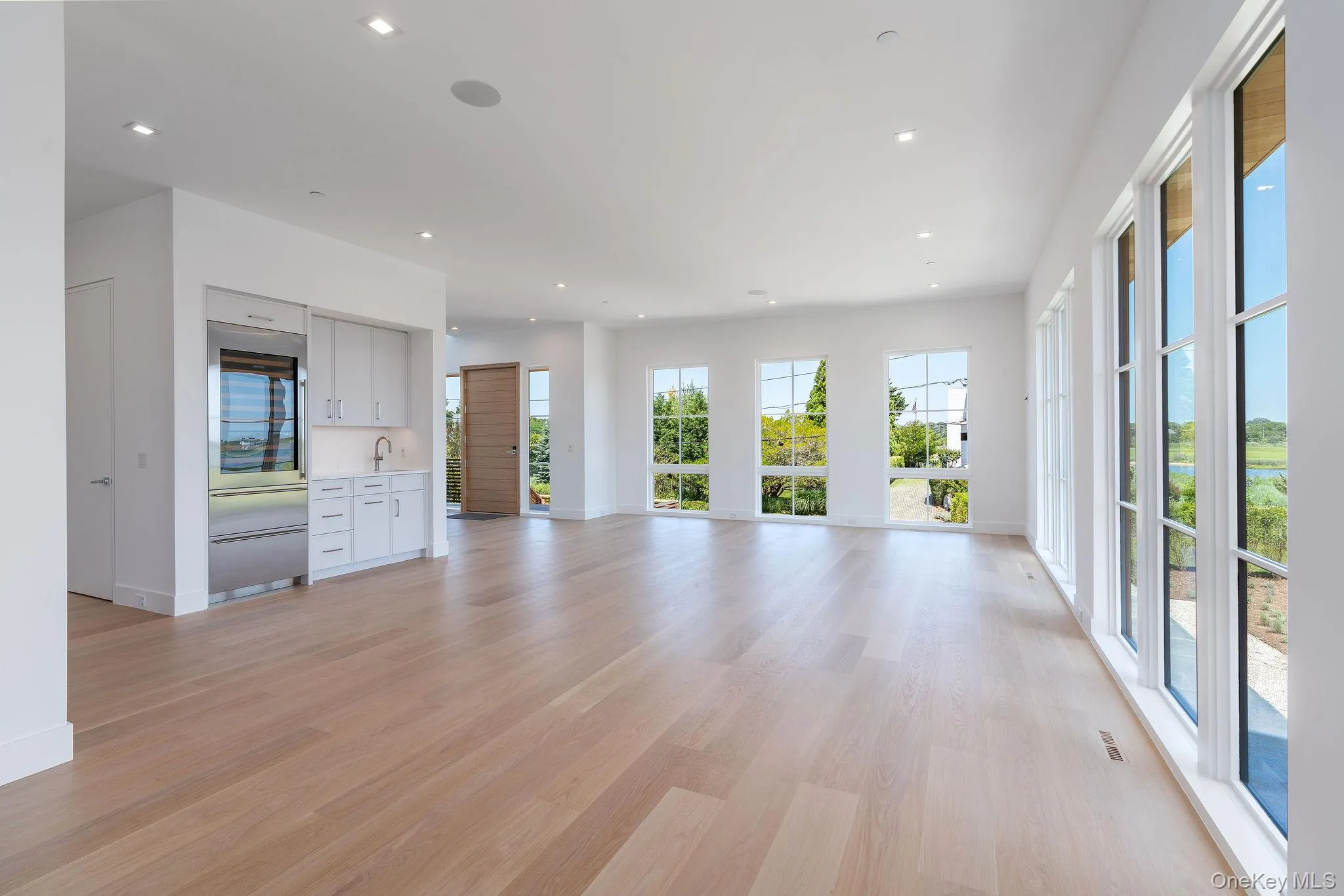 9 Division Street, Southampton, NY, 5 Bedrooms Bedrooms, 15 Rooms Rooms,5 BathroomsBathrooms,Residential,For Rent,Division,0,1021659 9 Division Street, Southampton, NY, 5 Bedrooms Bedrooms, 15 Rooms Rooms,5 BathroomsBathrooms,Residential,For Rent,Division,0,1021659
