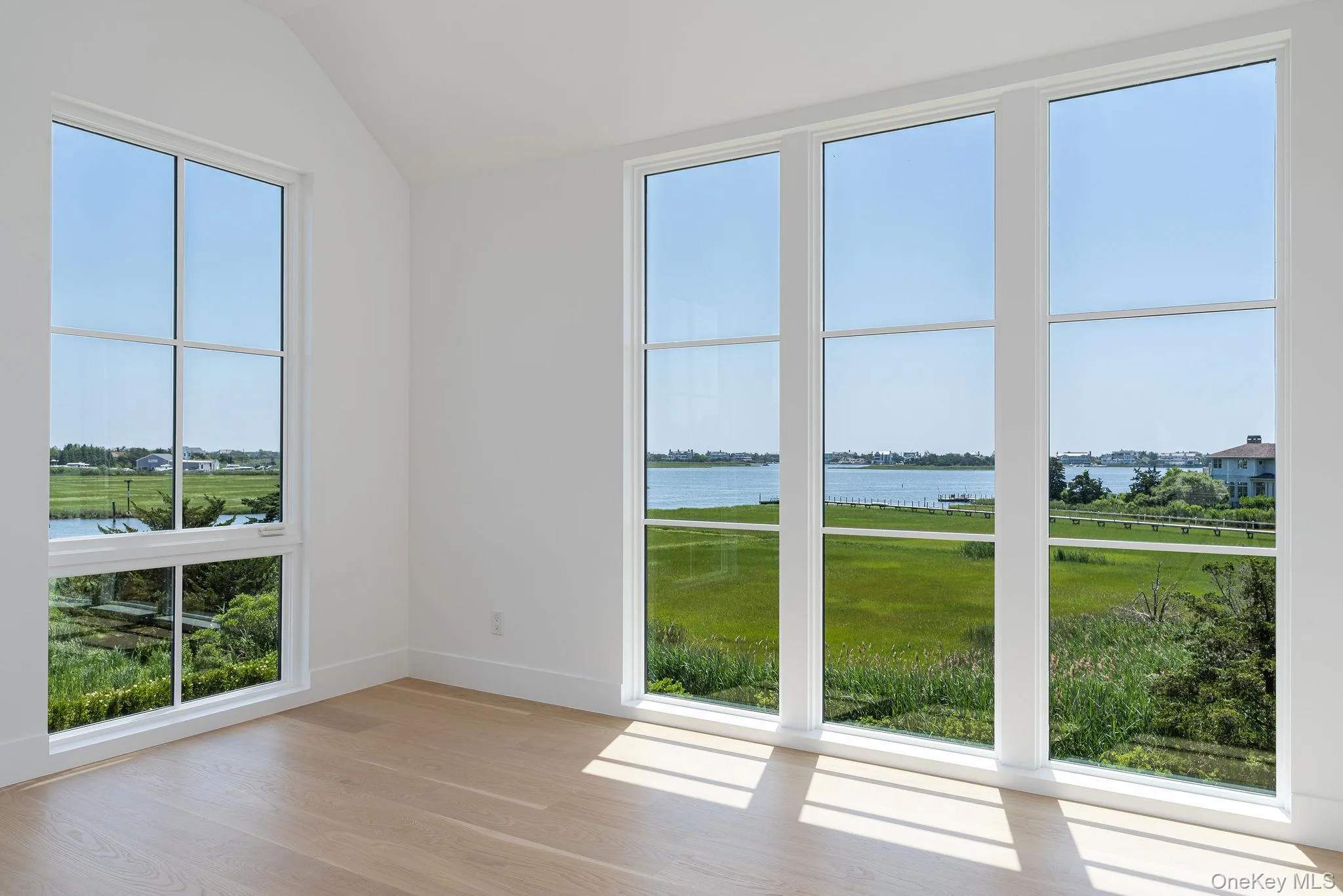 9 Division Street, Southampton, NY, 5 Bedrooms Bedrooms, 15 Rooms Rooms,5 BathroomsBathrooms,Residential,For Rent,Division,0,1021659 9 Division Street, Southampton, NY, 5 Bedrooms Bedrooms, 15 Rooms Rooms,5 BathroomsBathrooms,Residential,For Rent,Division,0,1021659