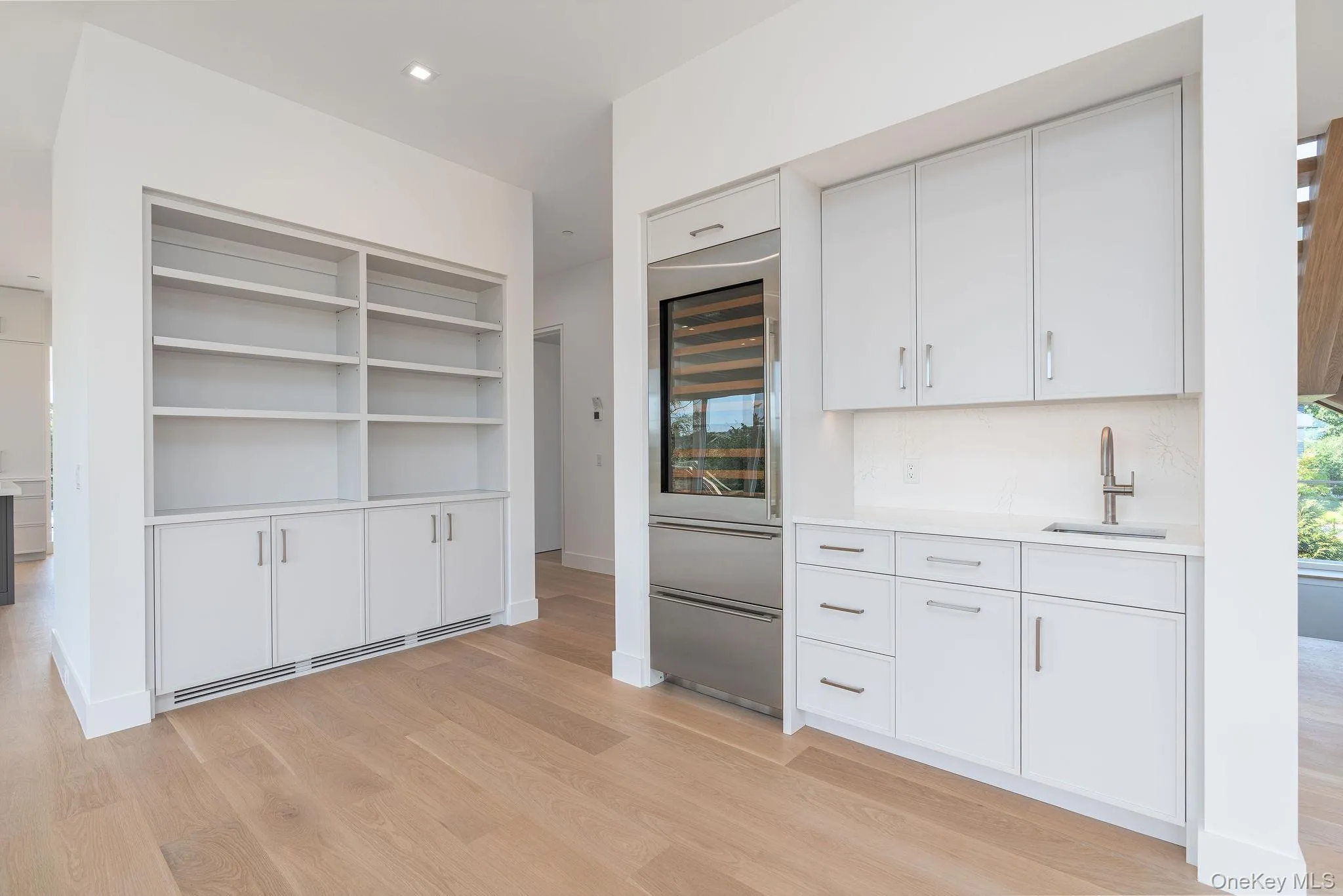 9 Division Street, Southampton, NY, 5 Bedrooms Bedrooms, 15 Rooms Rooms,5 BathroomsBathrooms,Residential,For Rent,Division,0,1021659 9 Division Street, Southampton, NY, 5 Bedrooms Bedrooms, 15 Rooms Rooms,5 BathroomsBathrooms,Residential,For Rent,Division,0,1021659