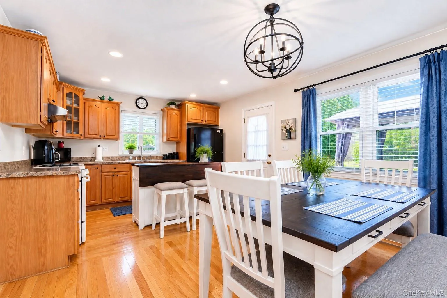 74 Cypress Avenue, New York, NY, 4 Bedrooms Bedrooms, ,1 BathroomBathrooms,Residential,For Rent,Cypress,0,1021660 74 Cypress Avenue, New York, NY, 4 Bedrooms Bedrooms, ,1 BathroomBathrooms,Residential,For Rent,Cypress,0,1021660